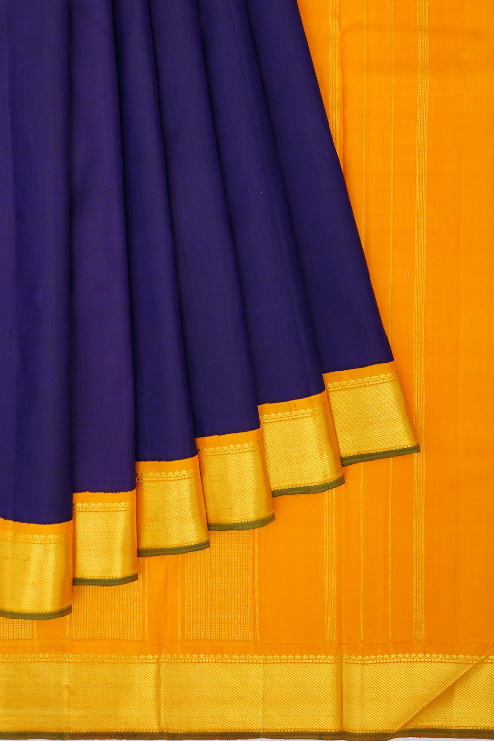 Kanchipuram Silk Plain Royal Blue Saree With Small Korvai Border