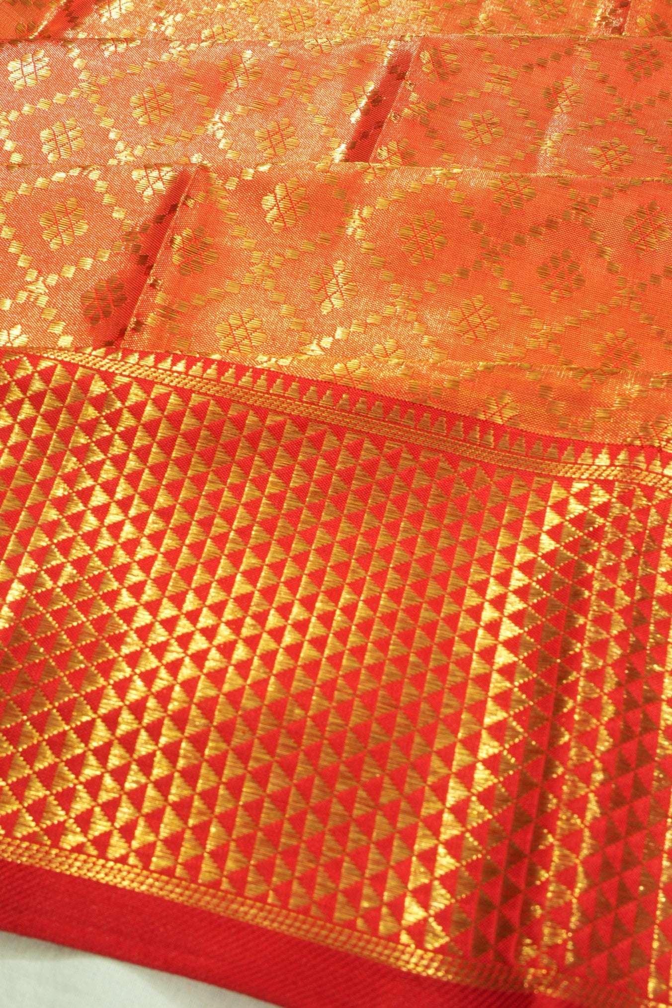 Kanchipuram Silk Tissue Criss Cross Checks And Butta Red Saree