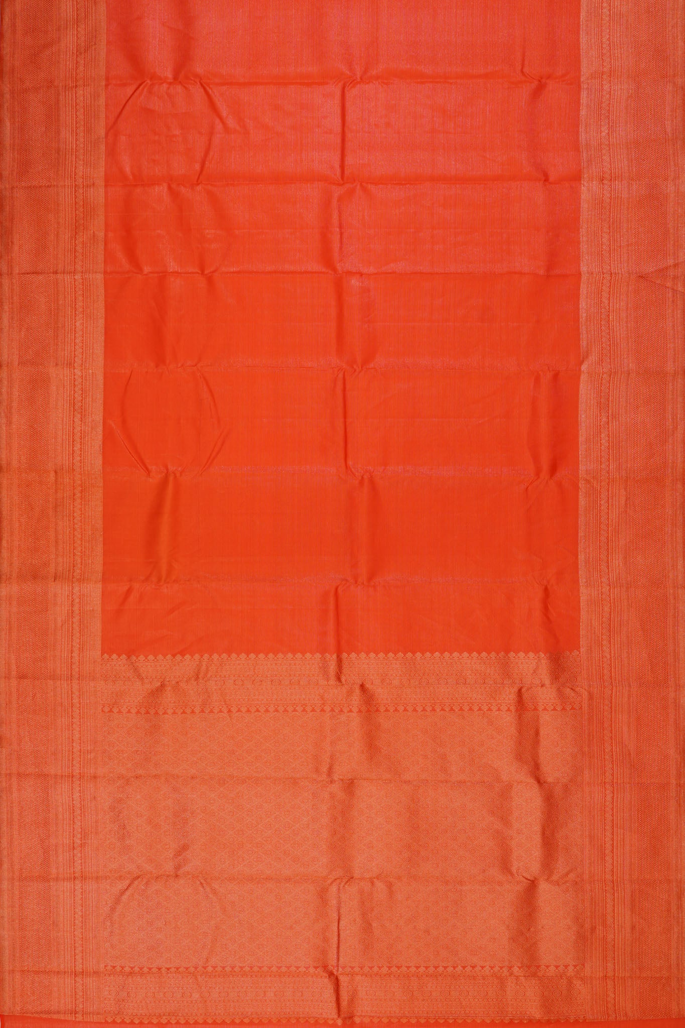 Taranga Kanchi Silk Tissue Oosi Lines Orange Saree