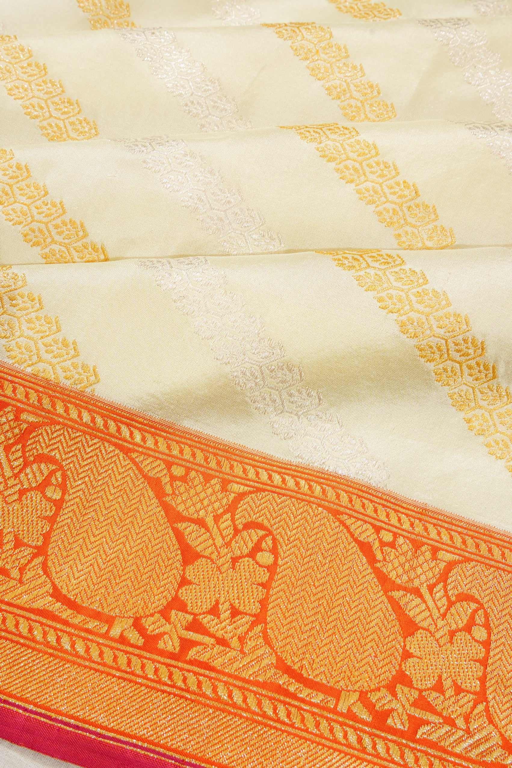 Kanchipuram Silk Leheriya Jaal Cream Saree