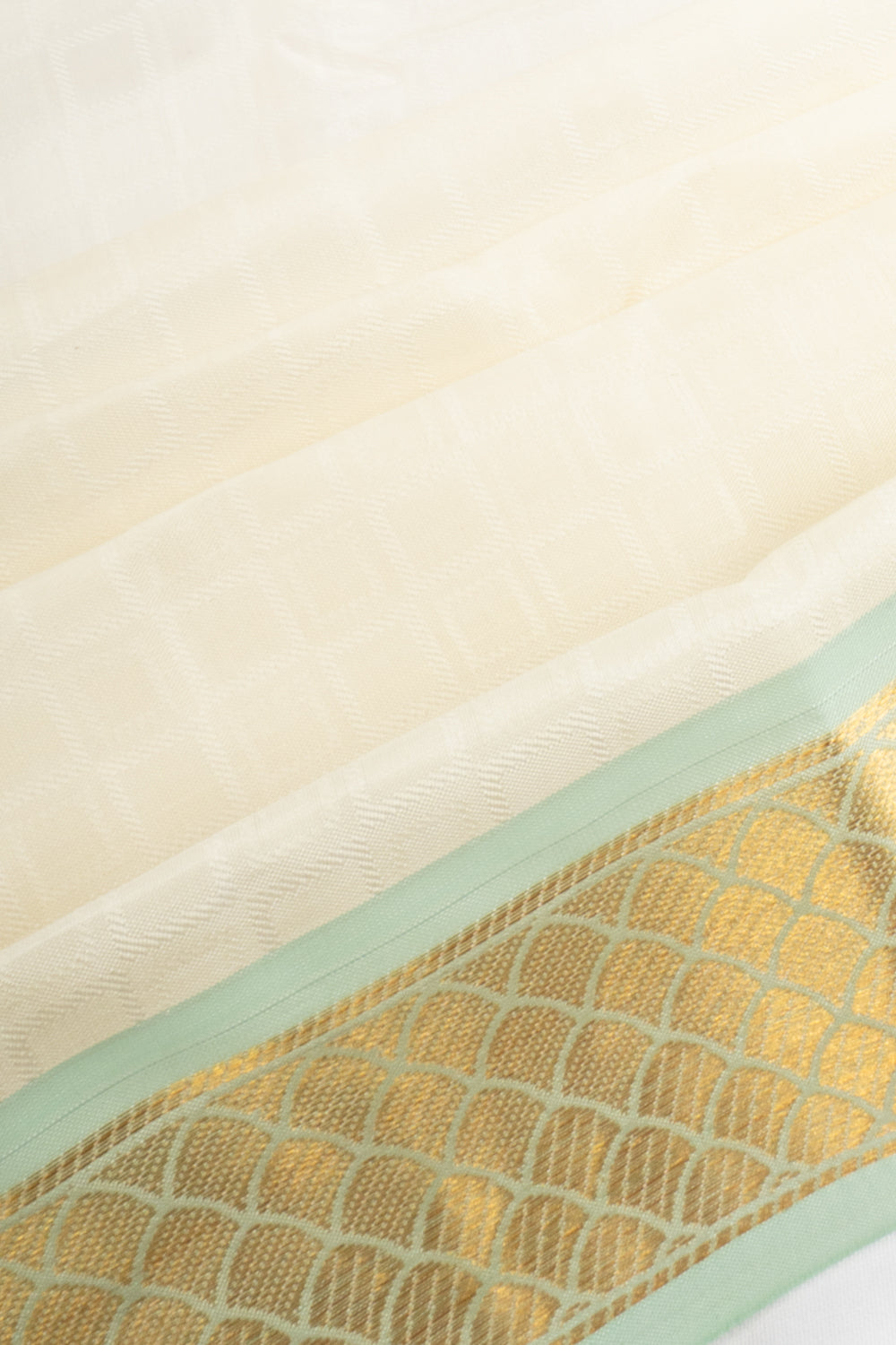 Kanchipuram Silk Jacquard White Dhoti With Kanduva