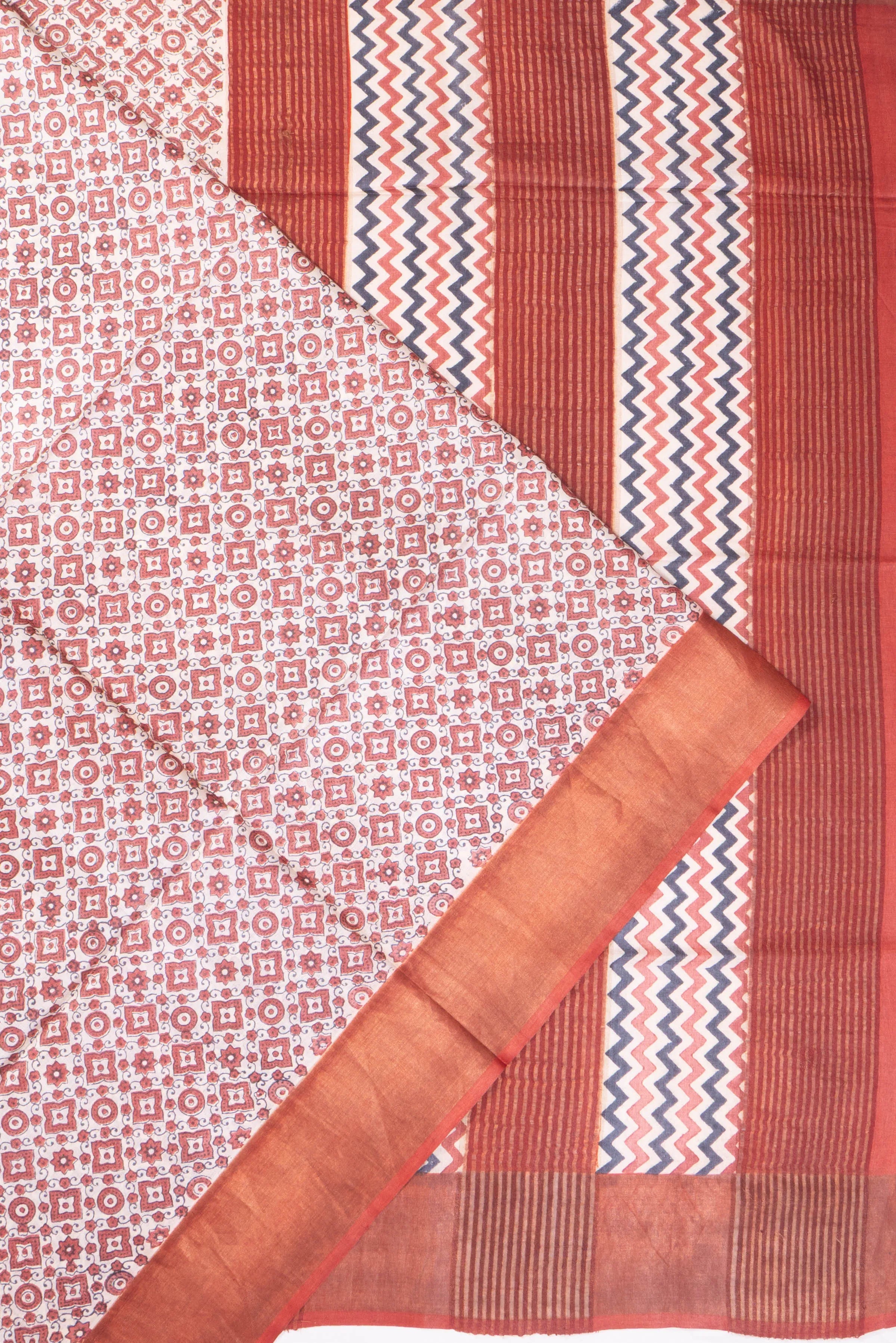 Tussar Batik Printed White Saree