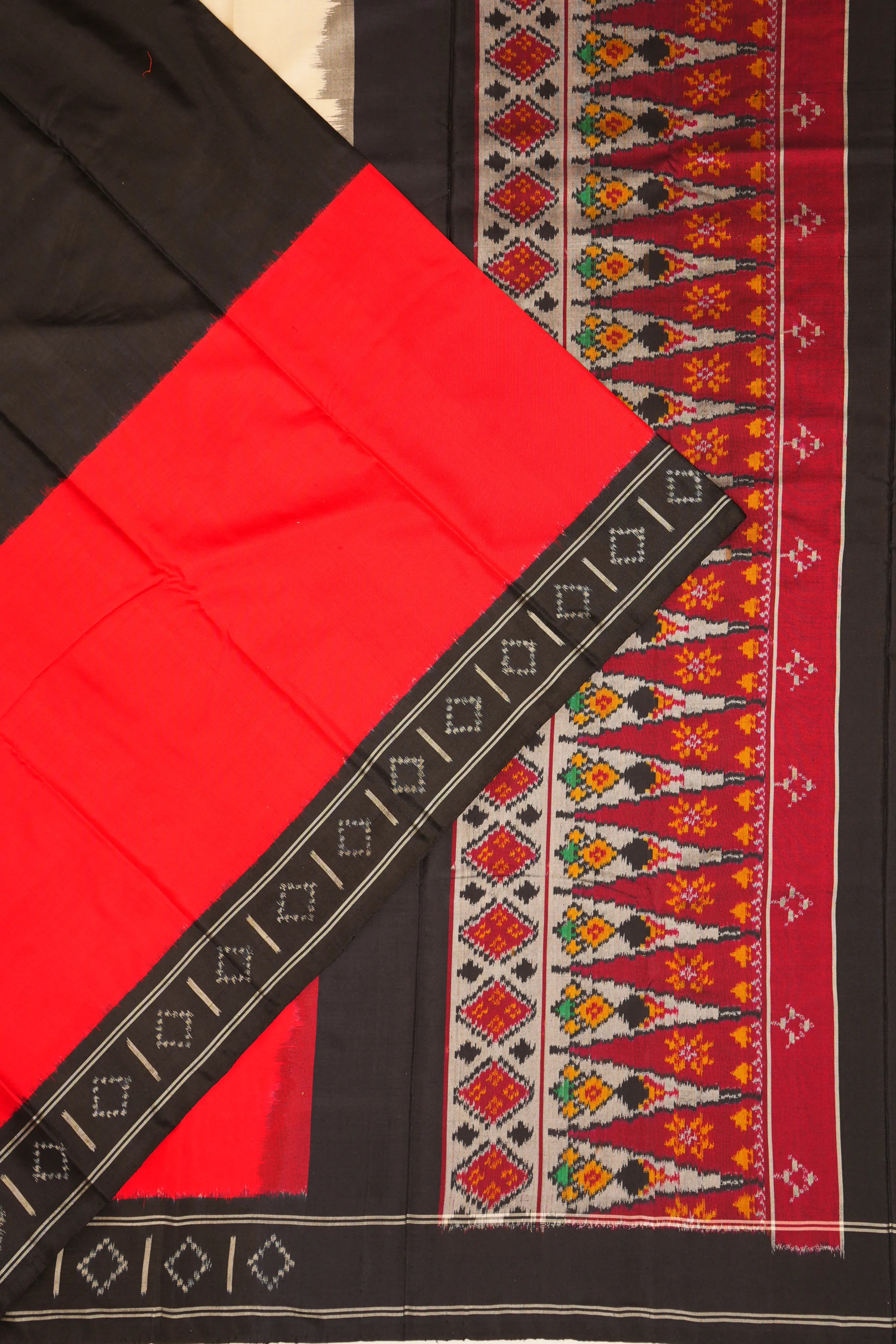 Pochampally Silk Ikat Multicolour Black Saree