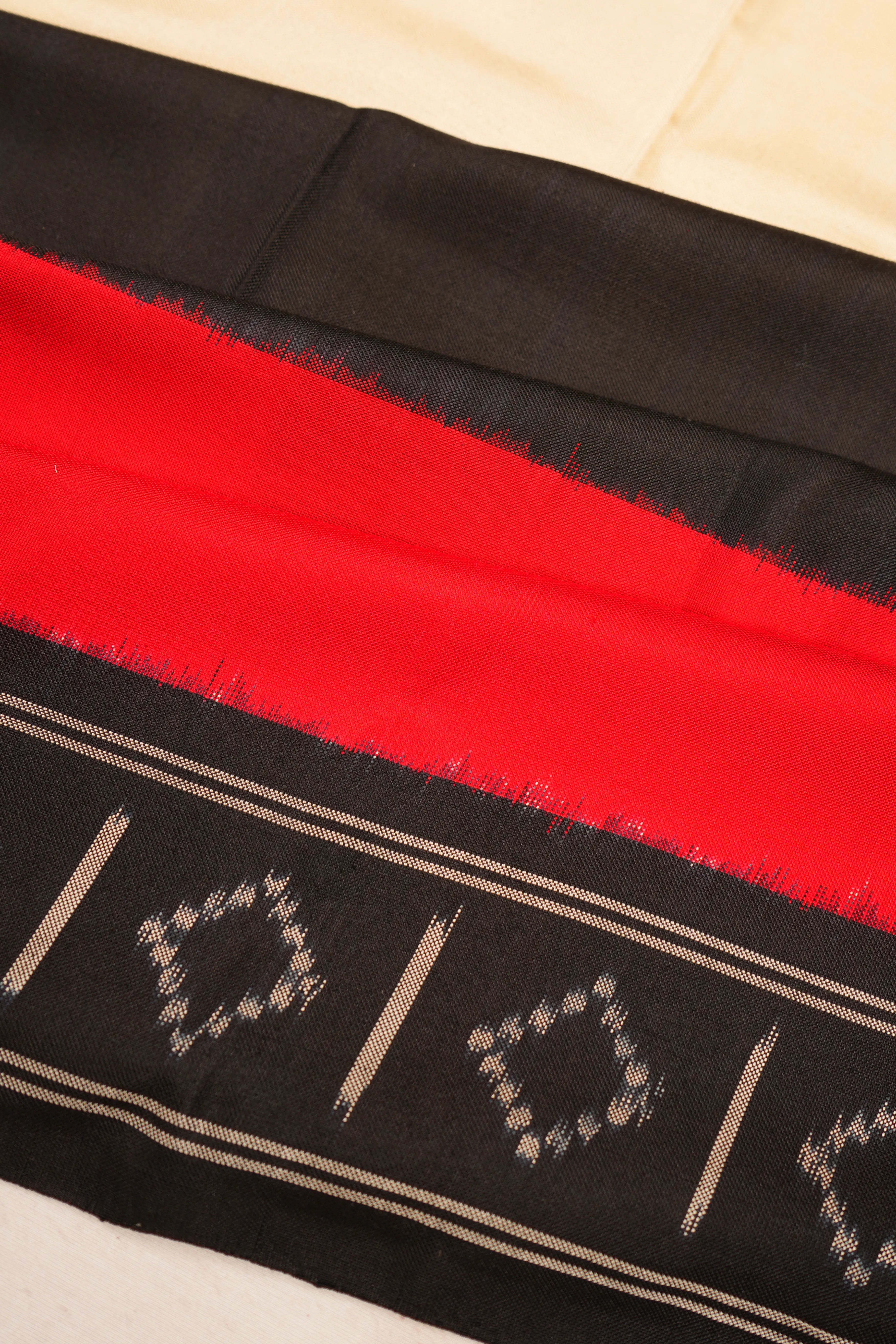 Pochampally Silk Ikat Multicolour Black Saree