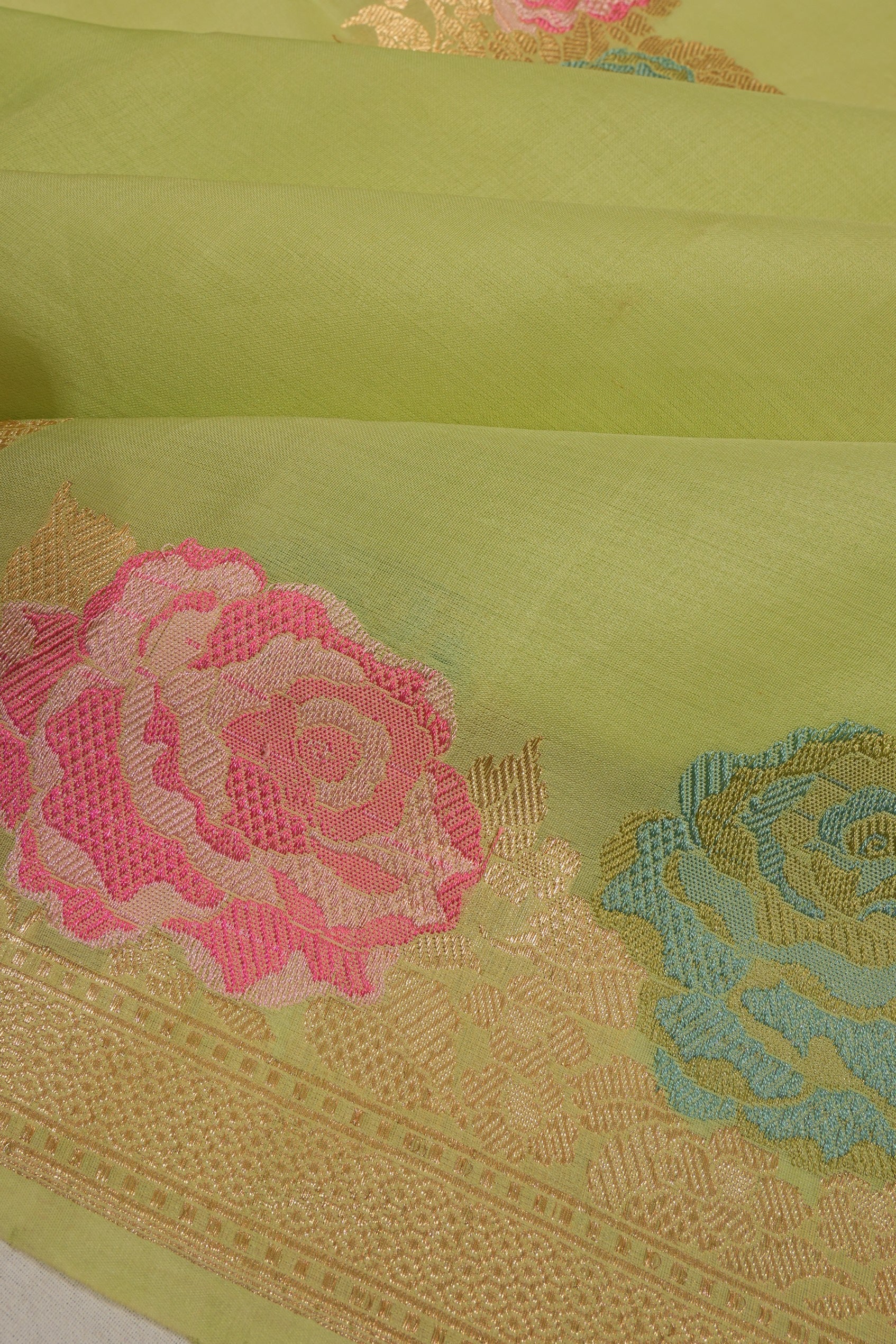 Banarasi Kora Organza Meenakari Butta Parrot Green Saree