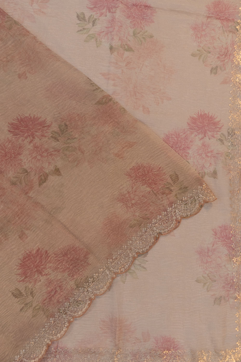Organza Crushed Tissue Floral Printed Peach Saree With Scall