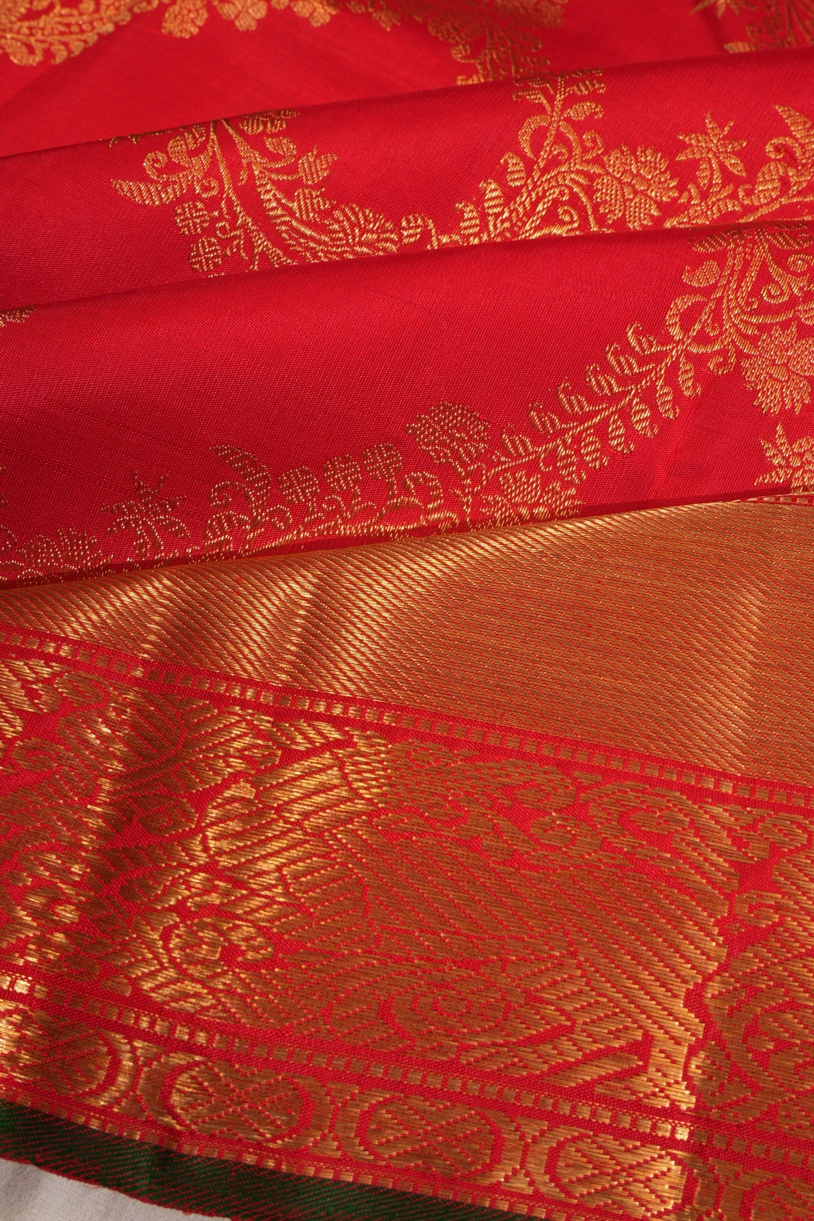 Kanchipuram Silk Jaal Red Saree