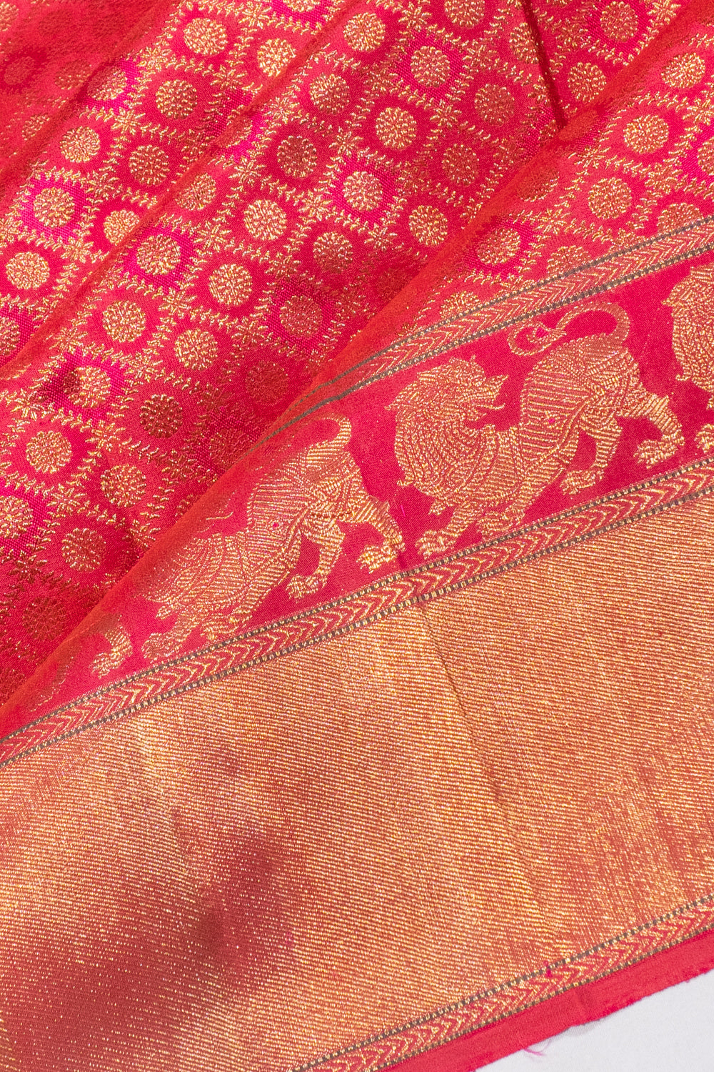 Kanchipuram Silk Criss Cross Checks And Butta Pink Saree 1214928469