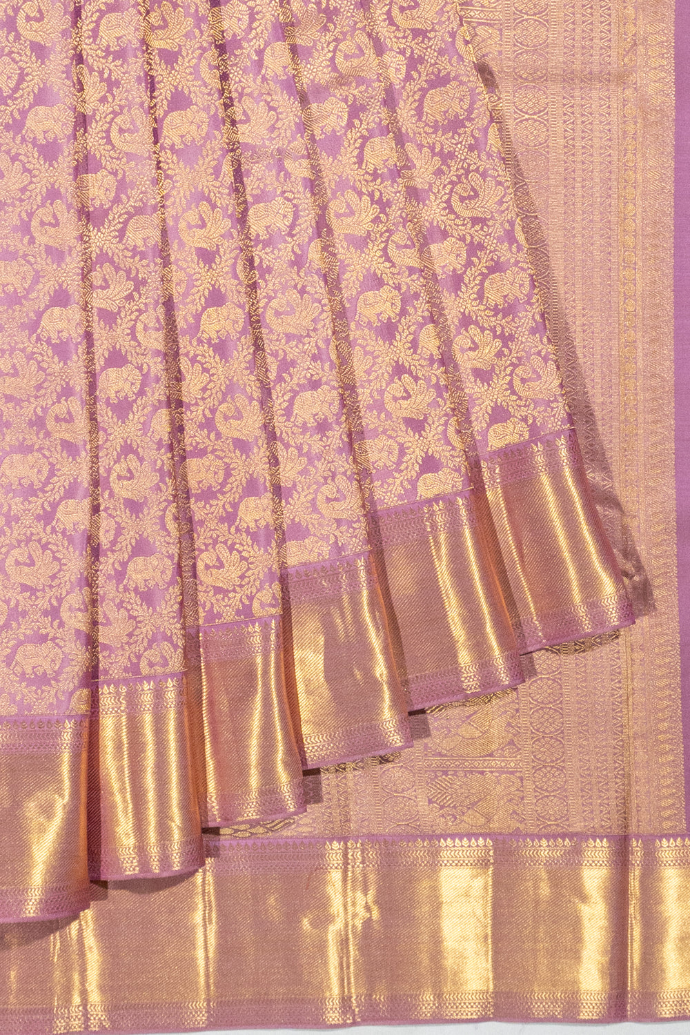 Kanchipuram Silk Criss Cross Checks And Butta Lavender Saree 1214944236