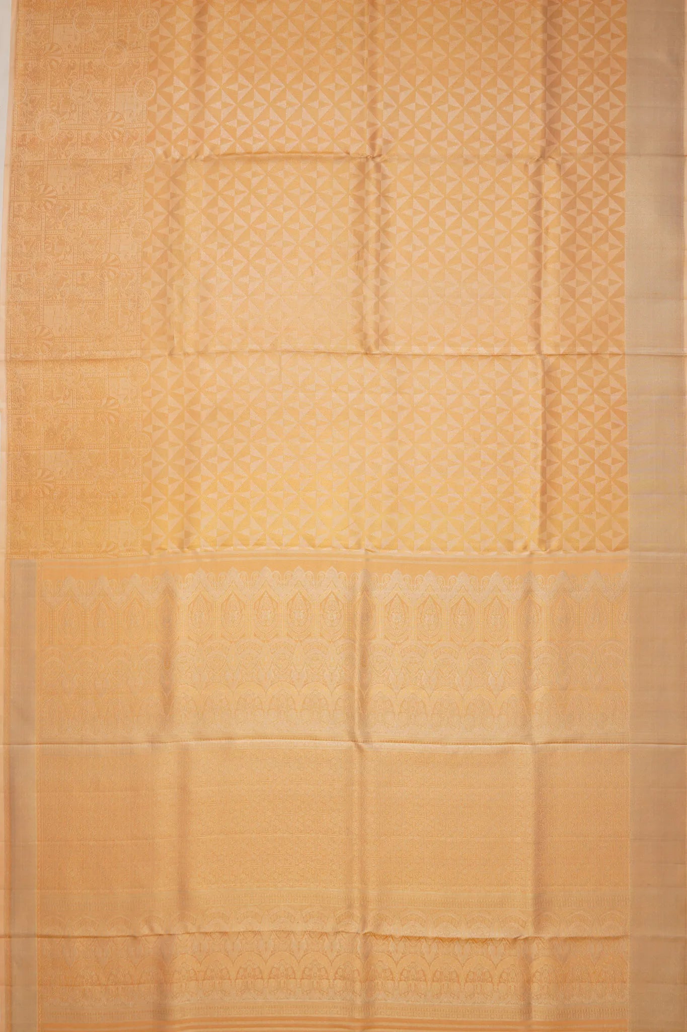 kanchipuram-silk-tissue-geometrical-brocade-pastel-orange-saree-1214966342