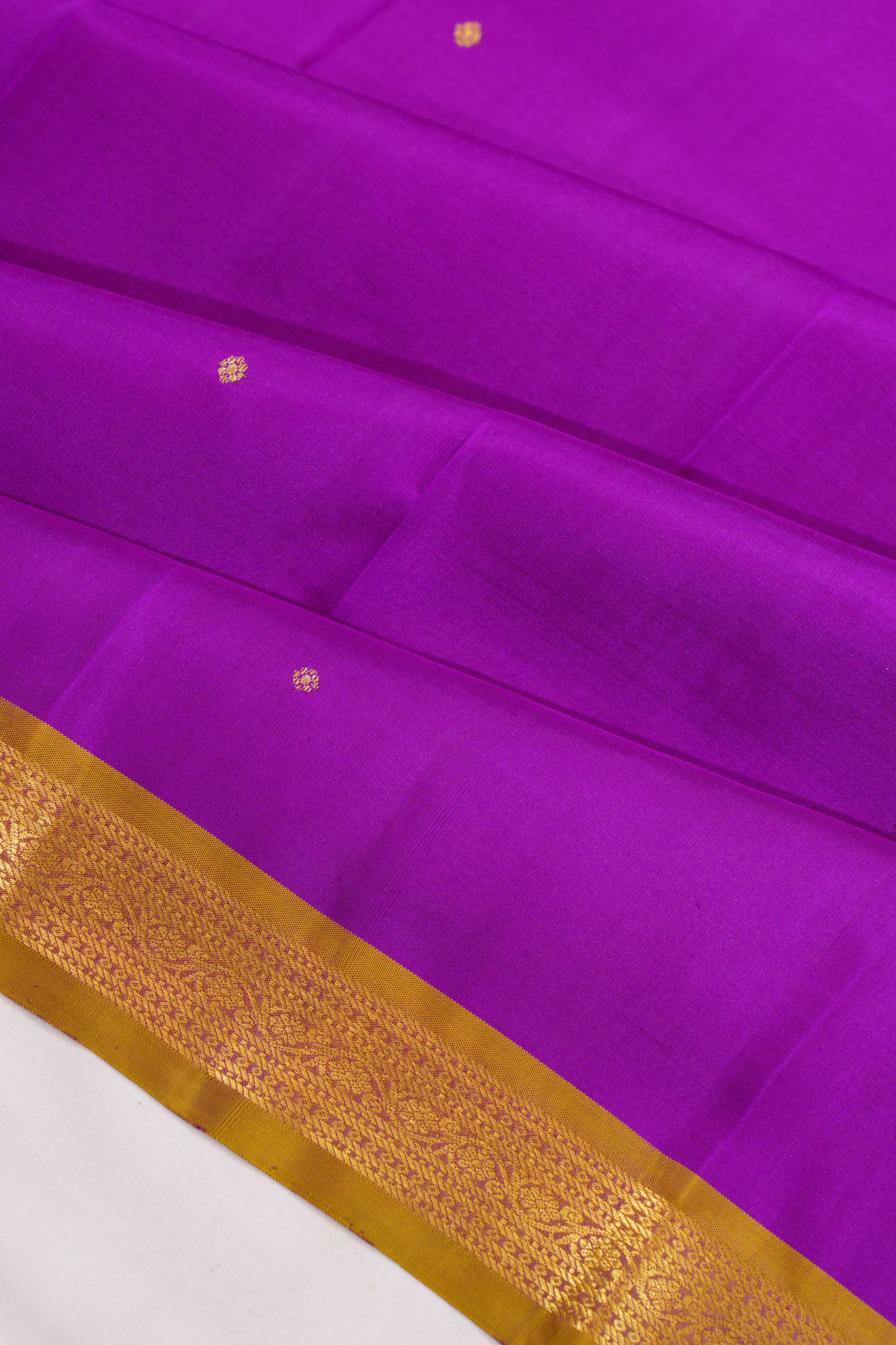 Taranga Kanchi Silk Butta Violet Saree