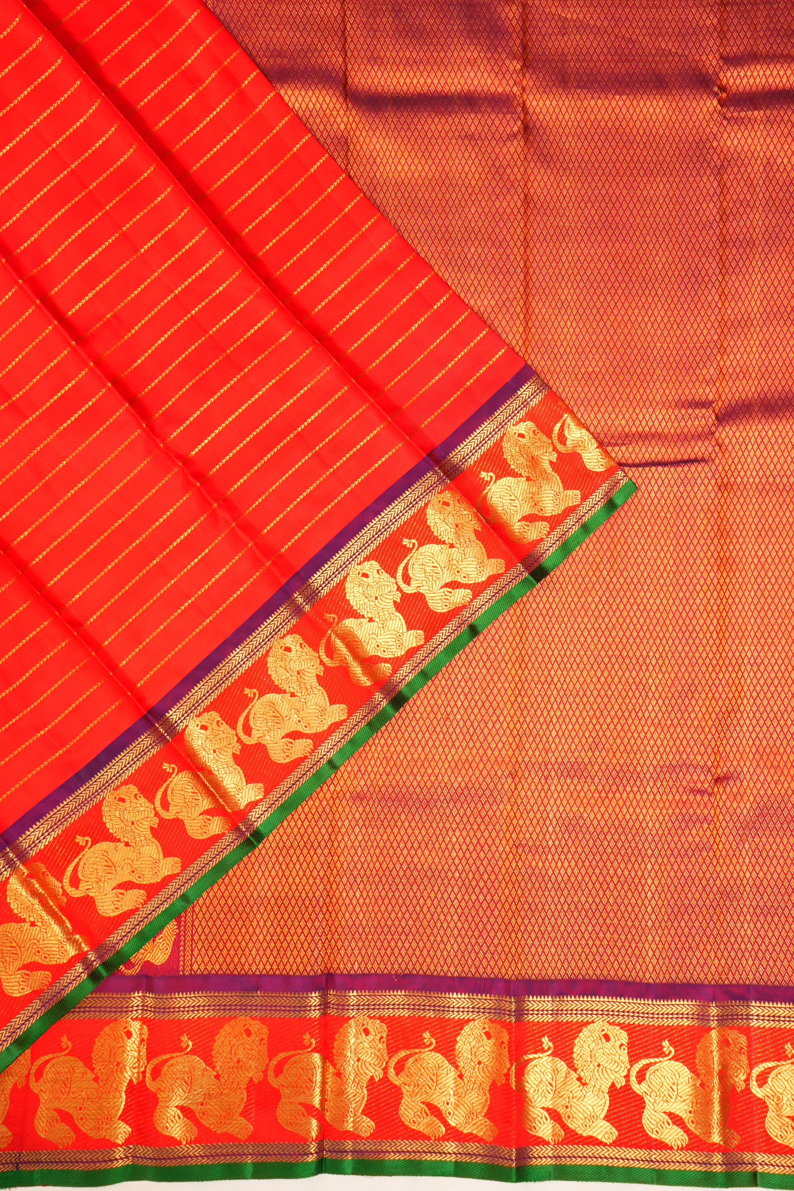 Kanchipuram Silk Horizontal Lines Red Saree