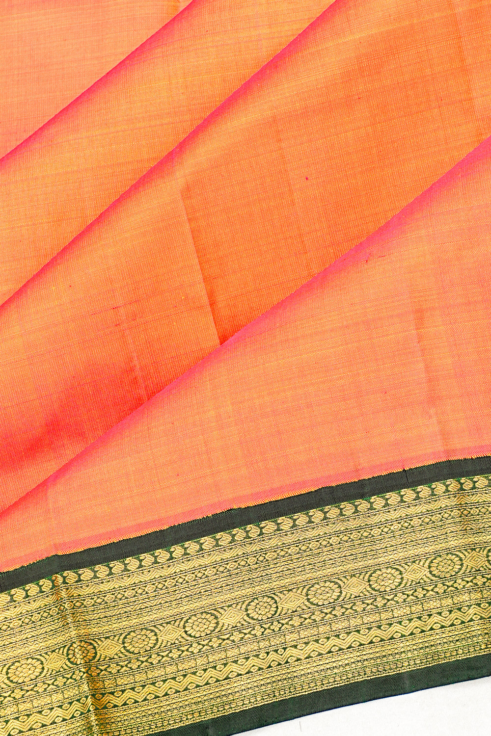 Kanchipuram Silk Plain Dual Tone Pink And Orange Saree