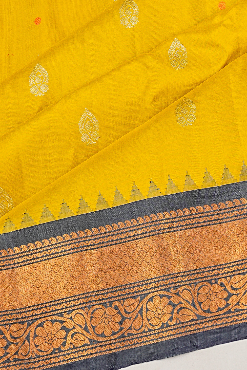 Gadwal Silk Butta Mehendi Green Saree