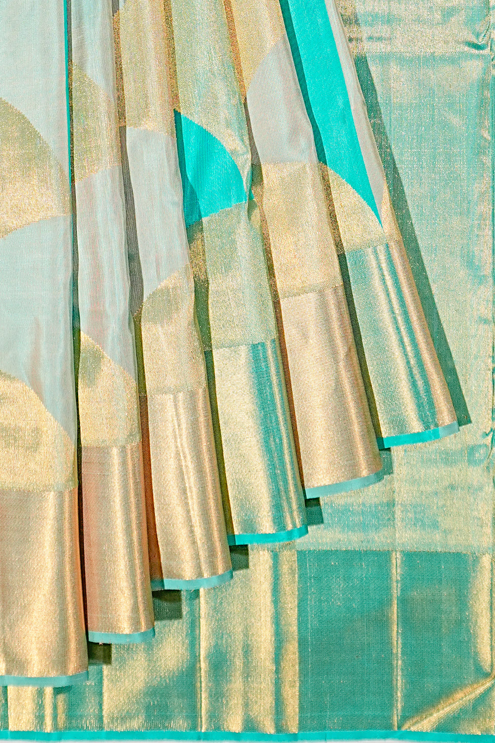 Kanchipuram Silk Geometrical Brocade Sea Green Saree 1214983866