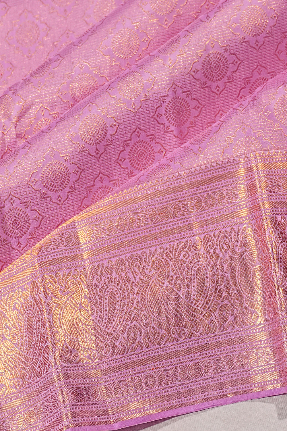 Kanchipuram Silk Checks And Butta Lavender Saree 1214983875