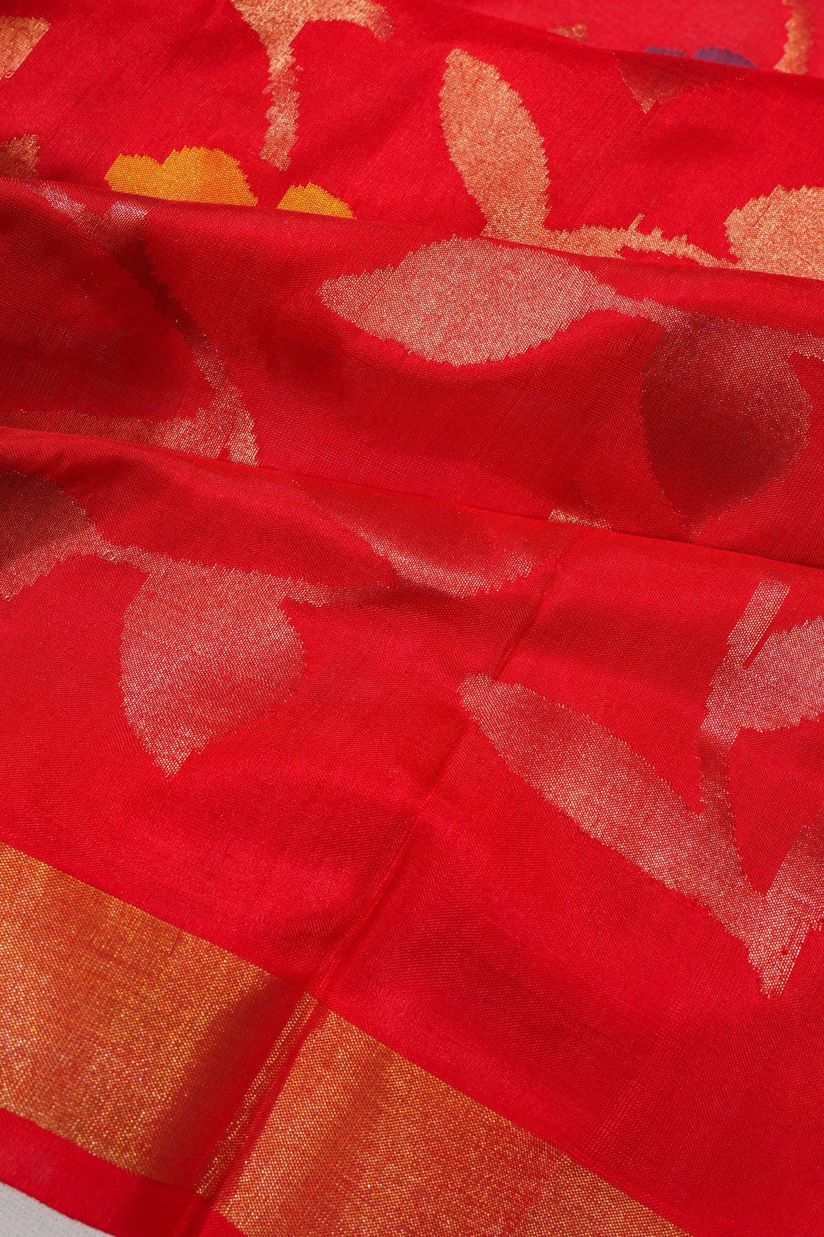 Uppada Silk All Over Jamdani Red Saree