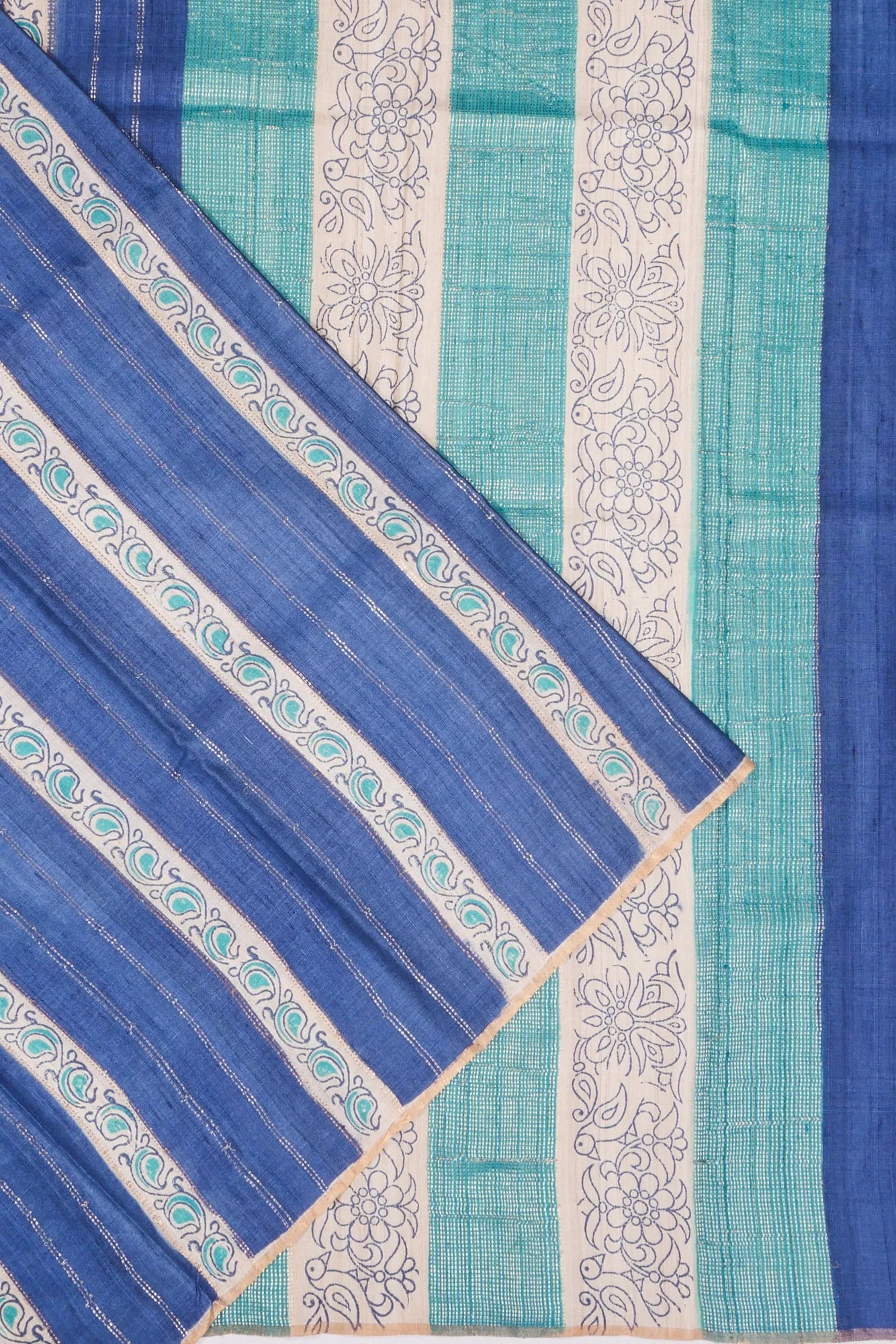 Kankatala Tussar Vertical Lines Sky Blue Saree g2
