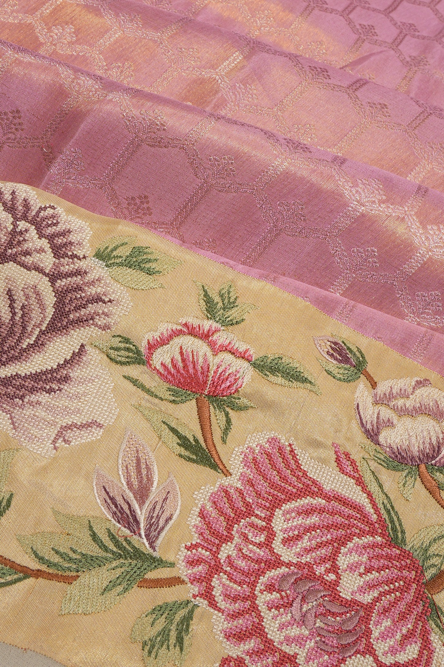 Kanchipuram Silk Tissue Brocade Lavender Saree With Embroidery Border
