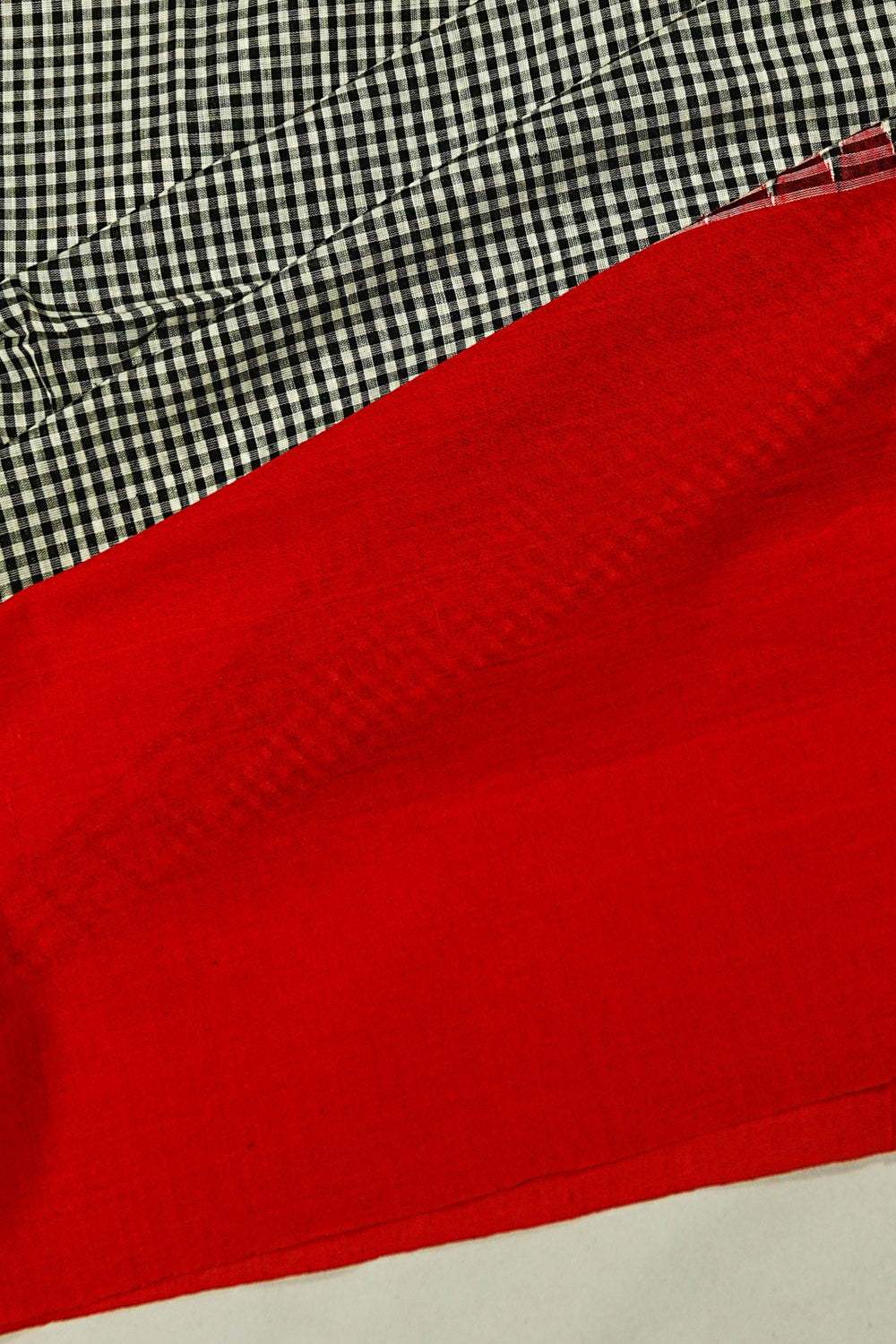 Phulia Cotton Checks White And Black Saree