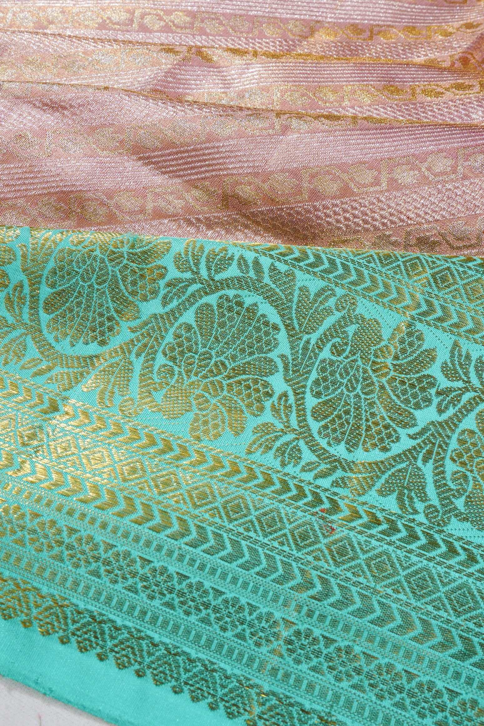 Kanchipuram Silk Tissue Brocade Lavender Saree