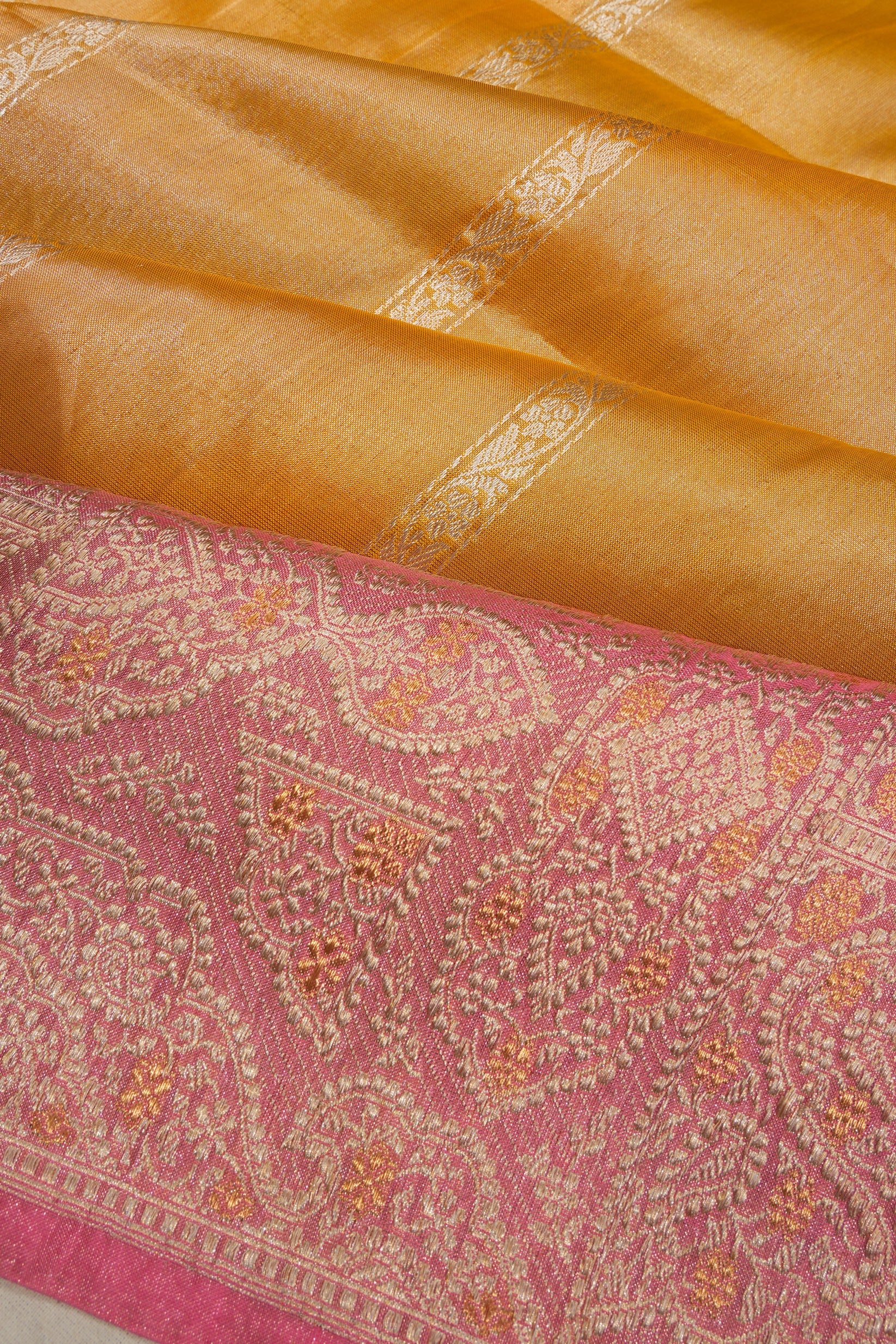 Banarasi Kora Organza Tissue Vertical Lines Yellow Saree