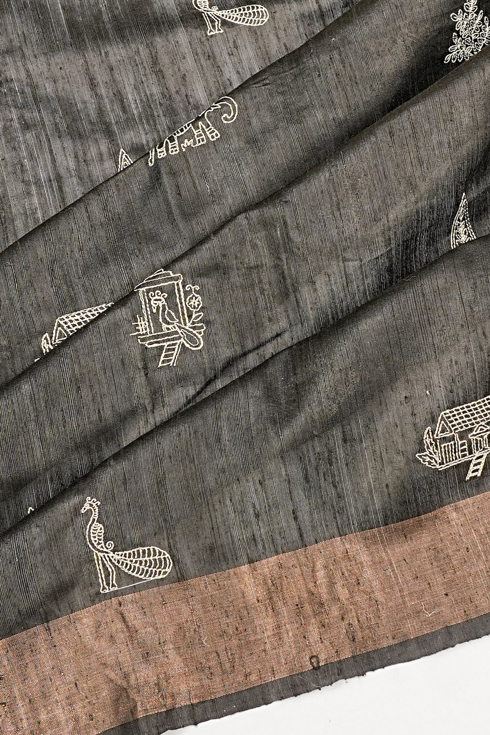 Tussar Butta Grey Saree With Warli Embroidery Pallu