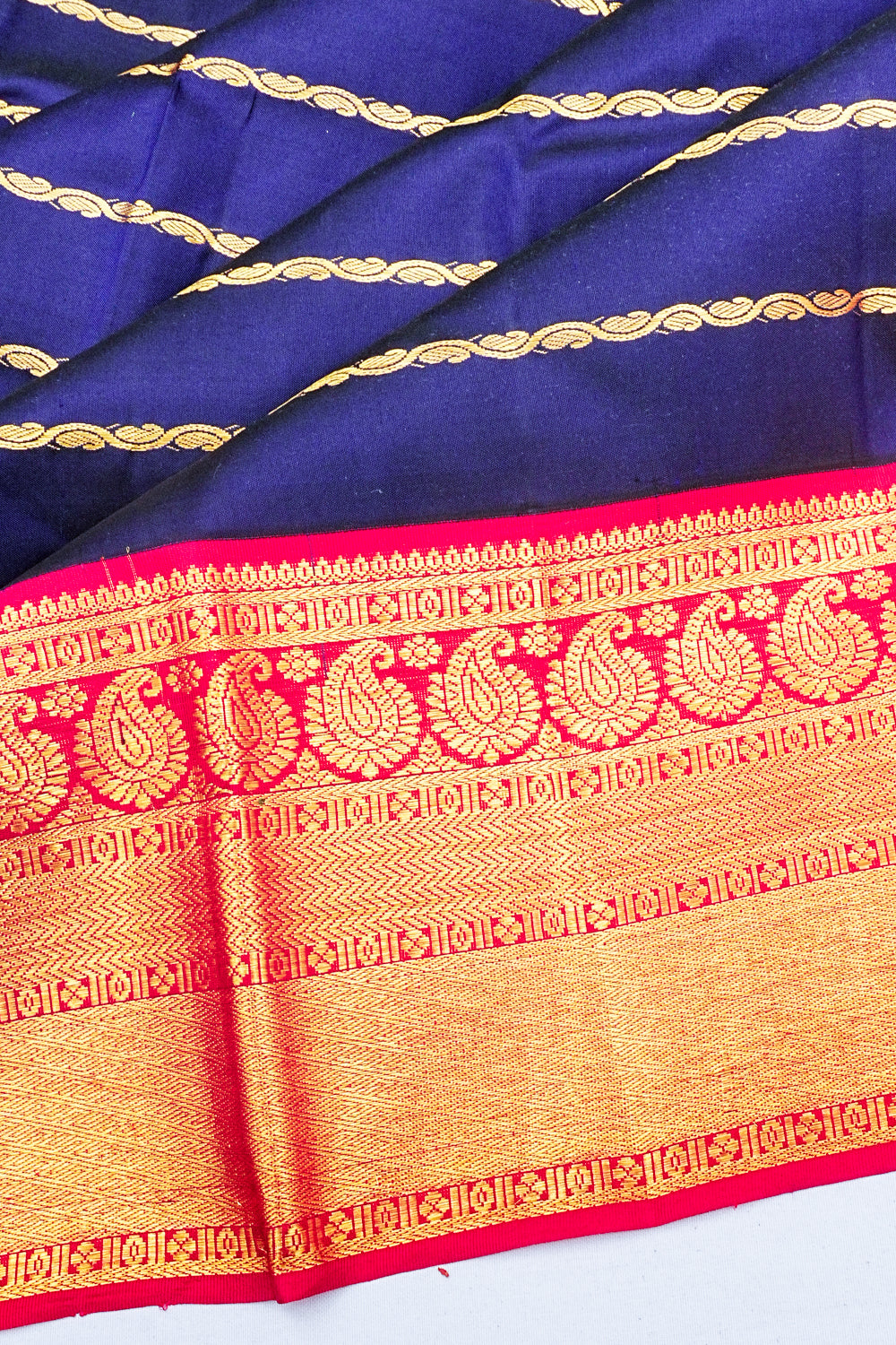 Kanchipuram Silk Horizontal Lines Dark Blue Saree 1215019199