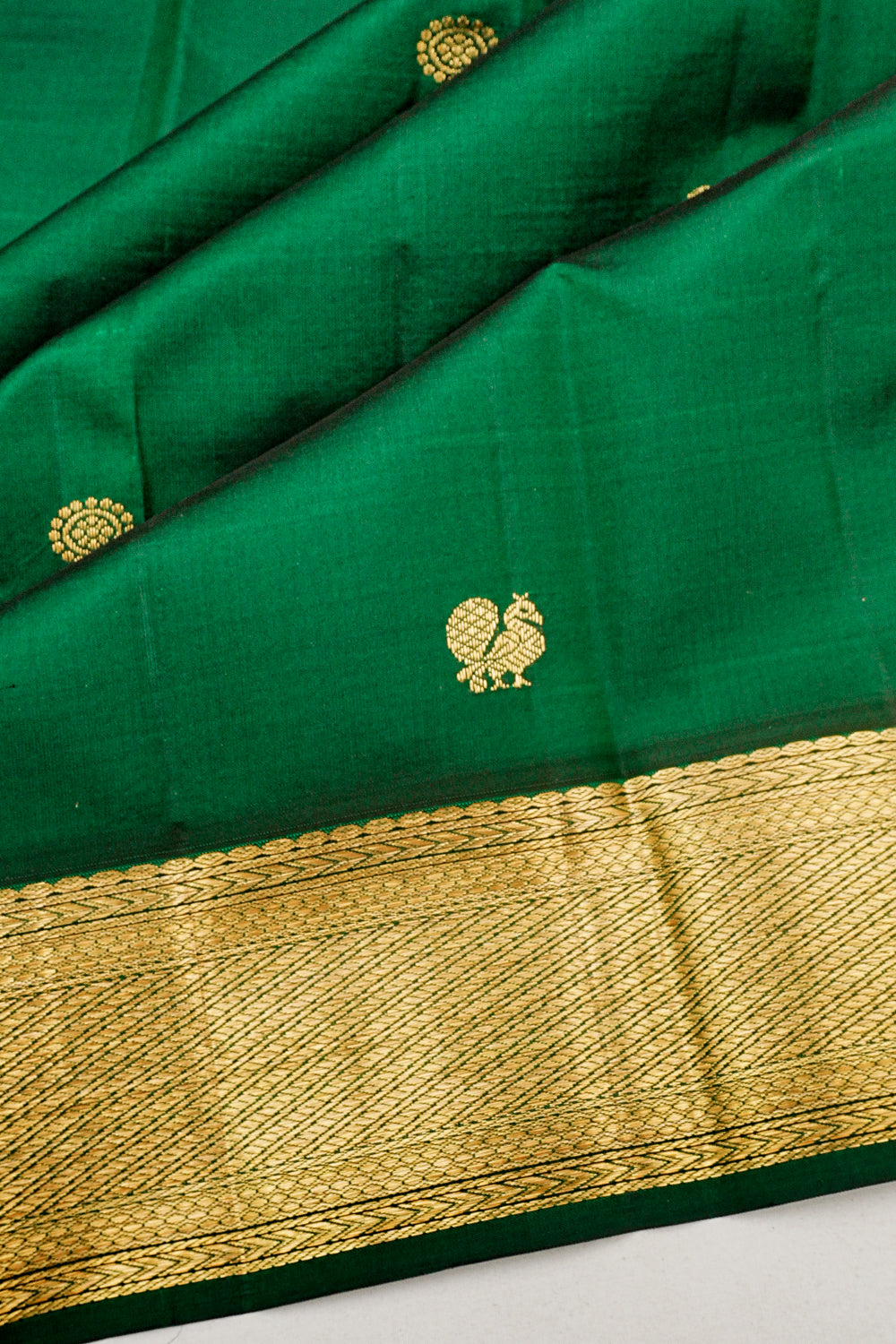 Kanchipuram Silk Butta Bottle Green Saree