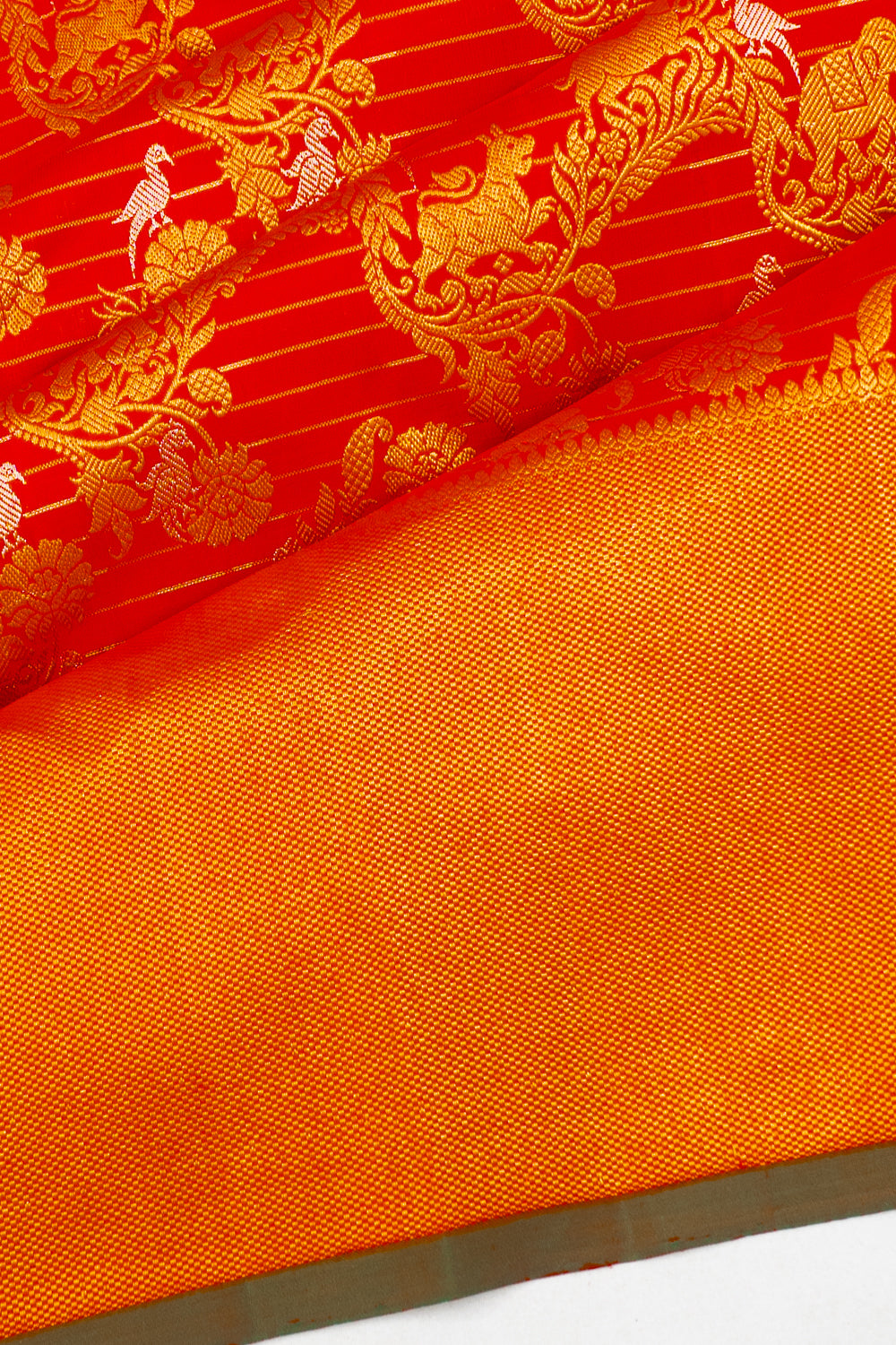 Kanchipuram Silk Oosi Lines And Jaal Red Saree