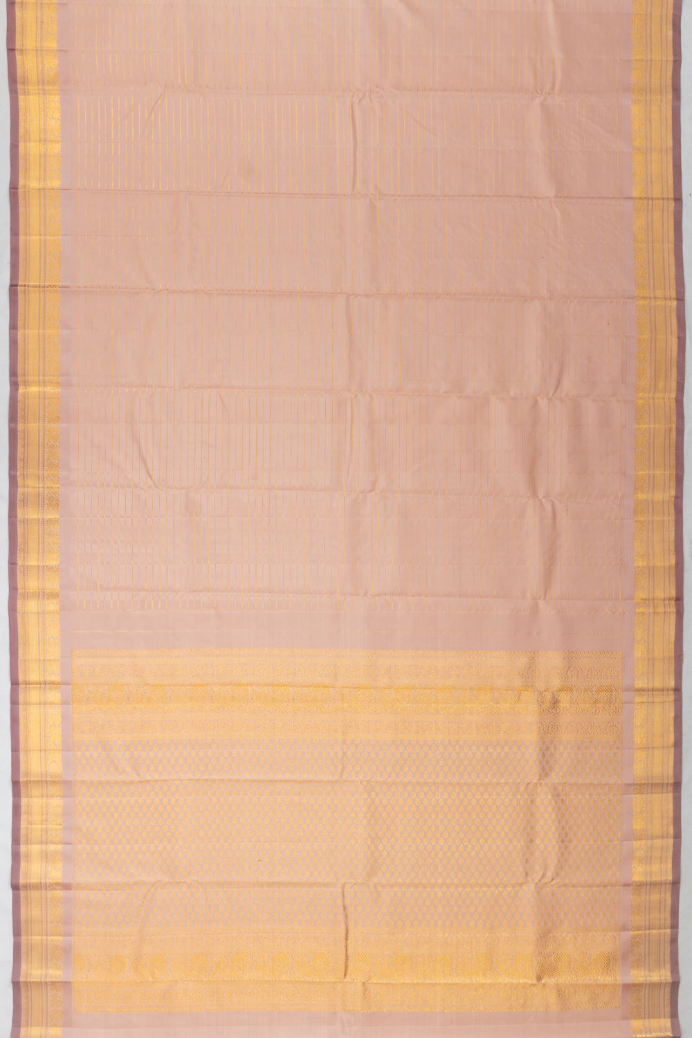 Classic Kanchipuram Silk Oosi Lines Peach Saree