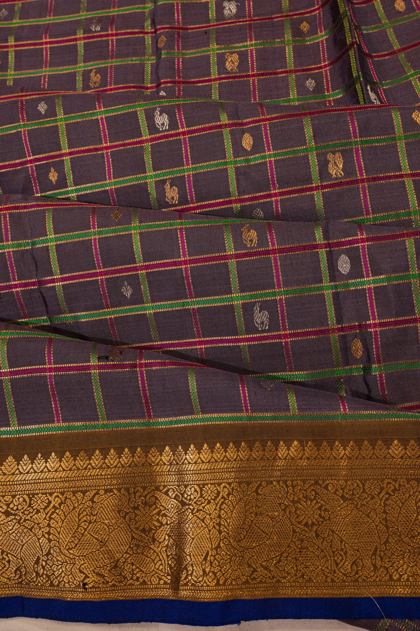 Gadwal Silk Checks And Butta Grey Saree