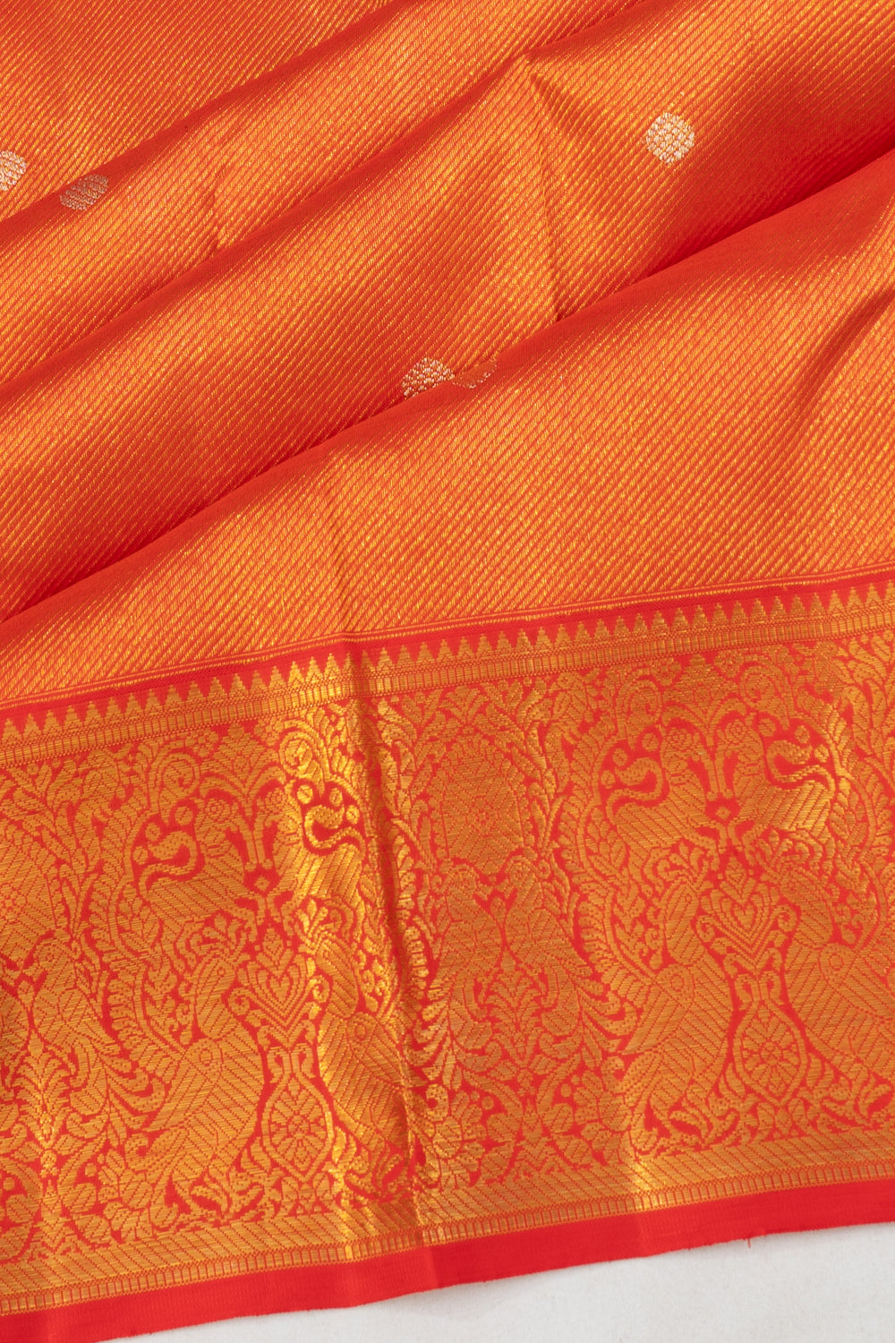 Kanchipuram Silk Diagonal Lines And Butta Red Saree
