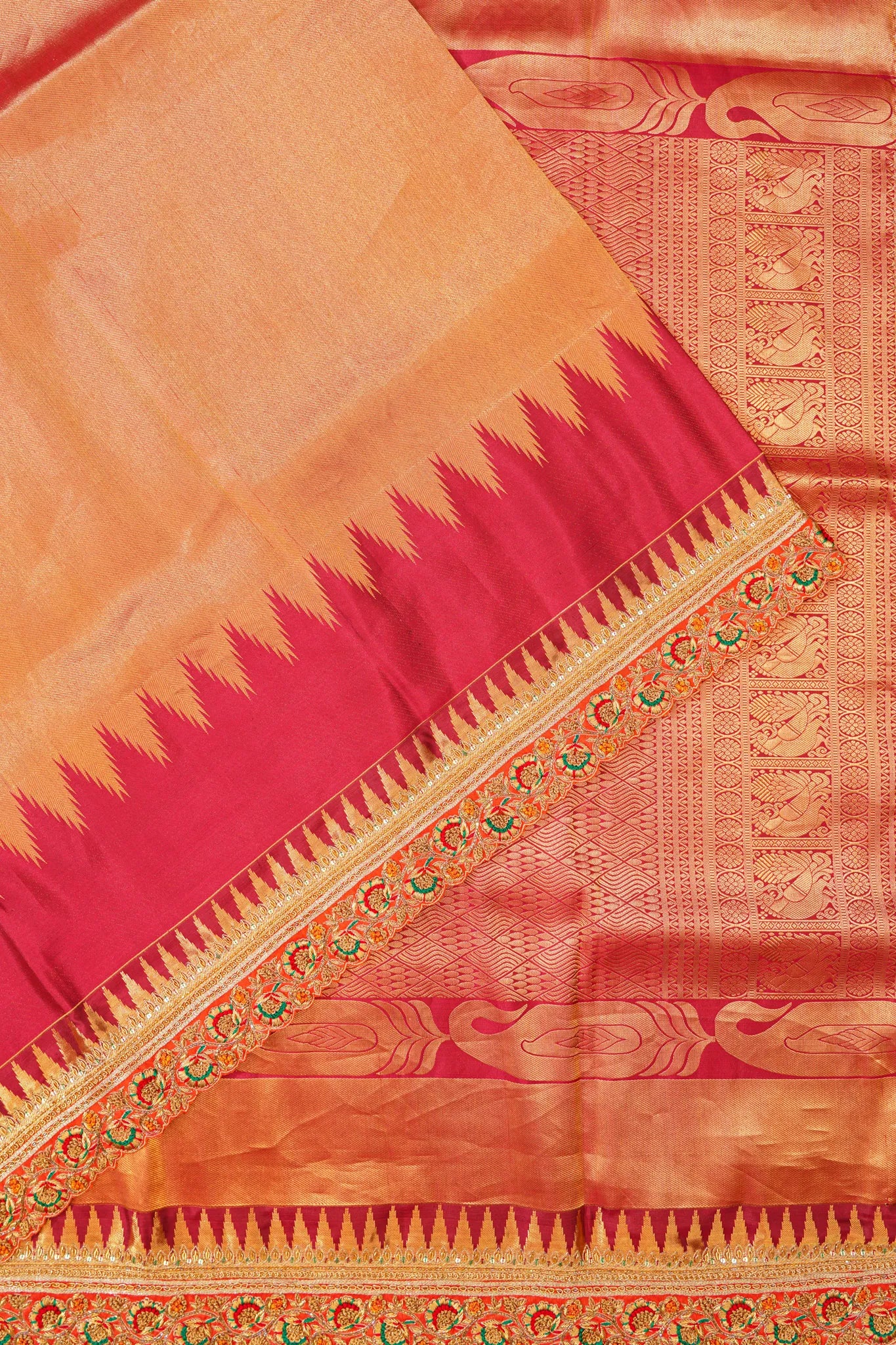 Kanchipuram Silk Tissue Red Saree With Scallop Embroider Border