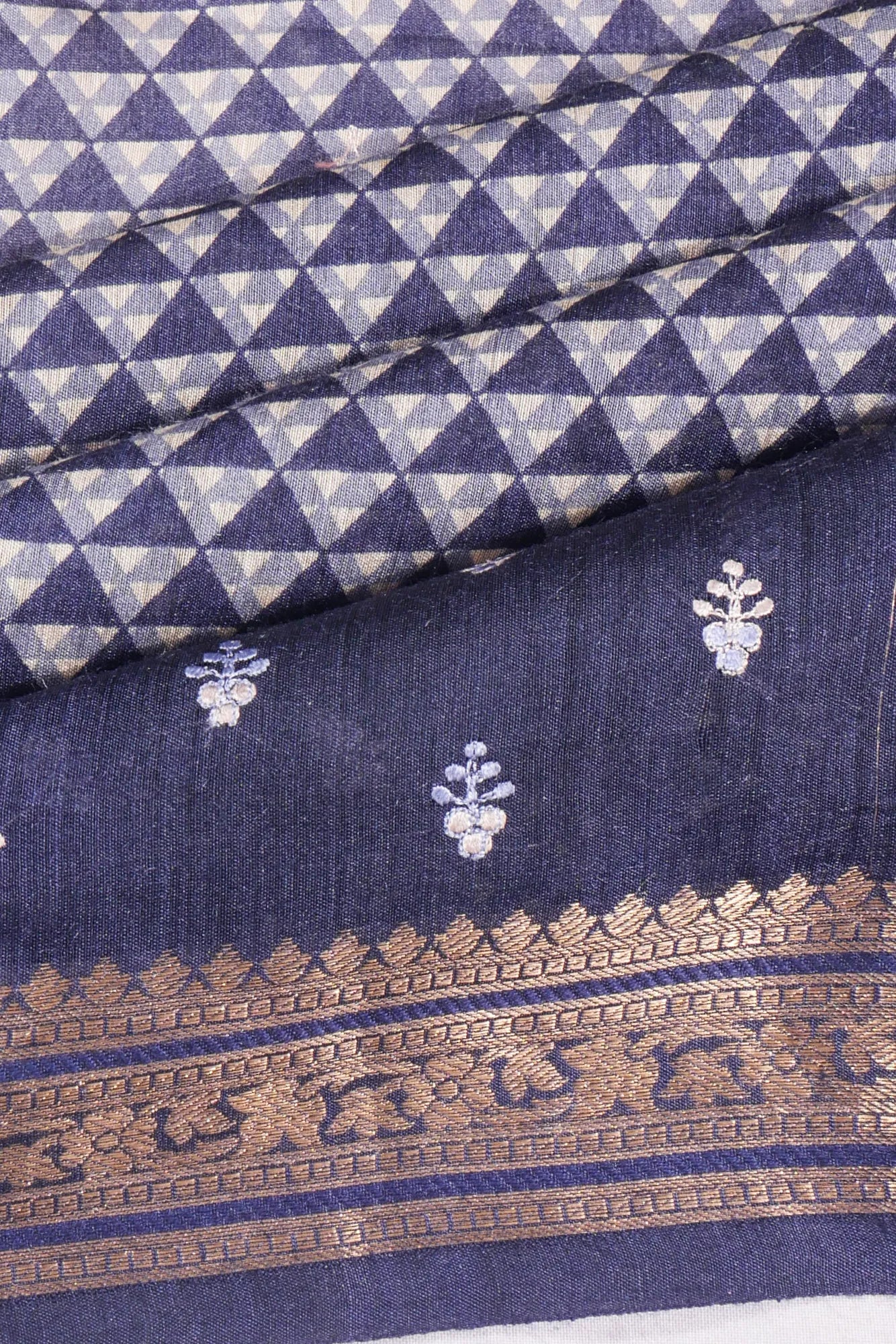 Kankatala Tussar Geometrical Brocade Dark Blue Saree g2