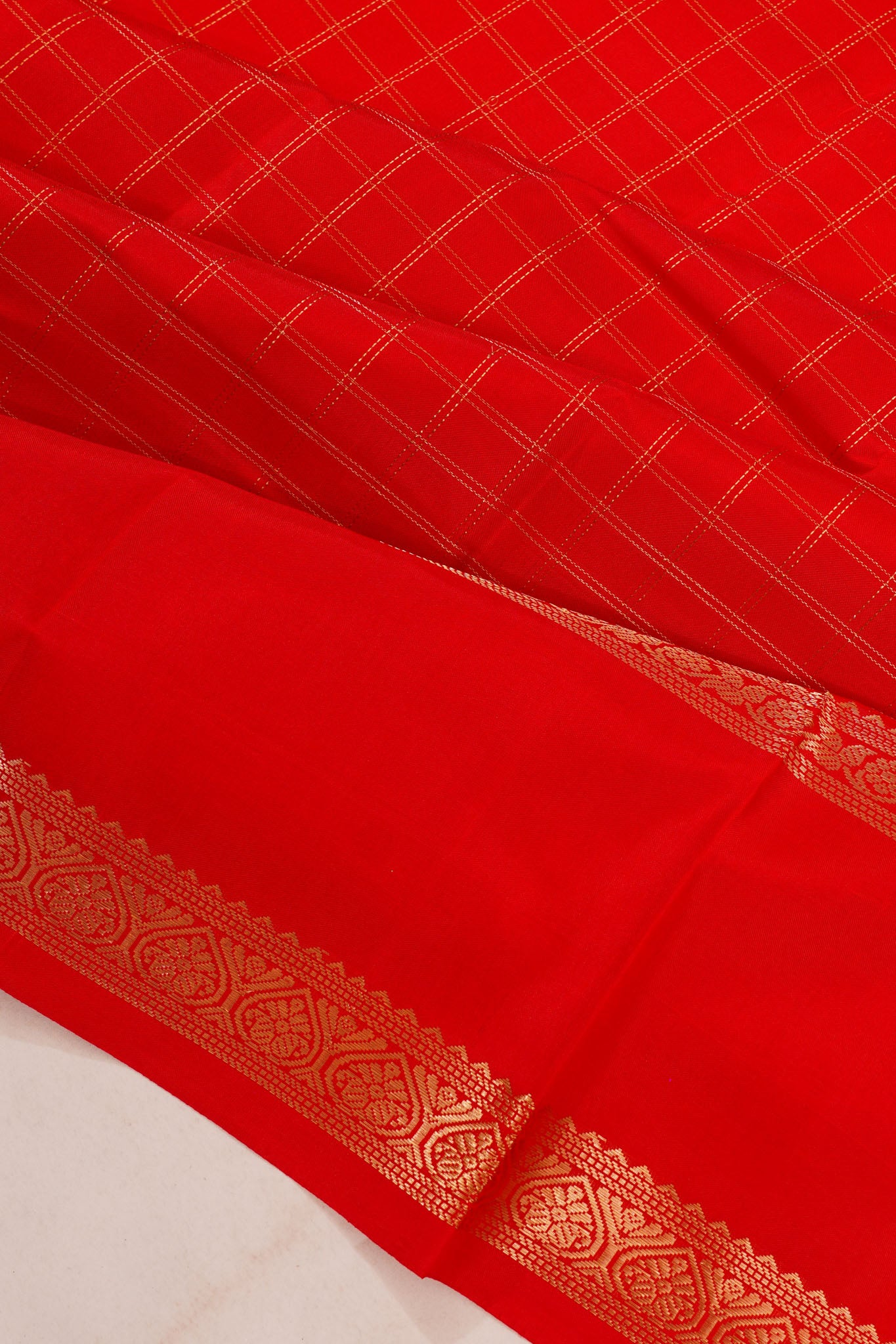 Taranga Kanchi Silk Checks Red Saree
