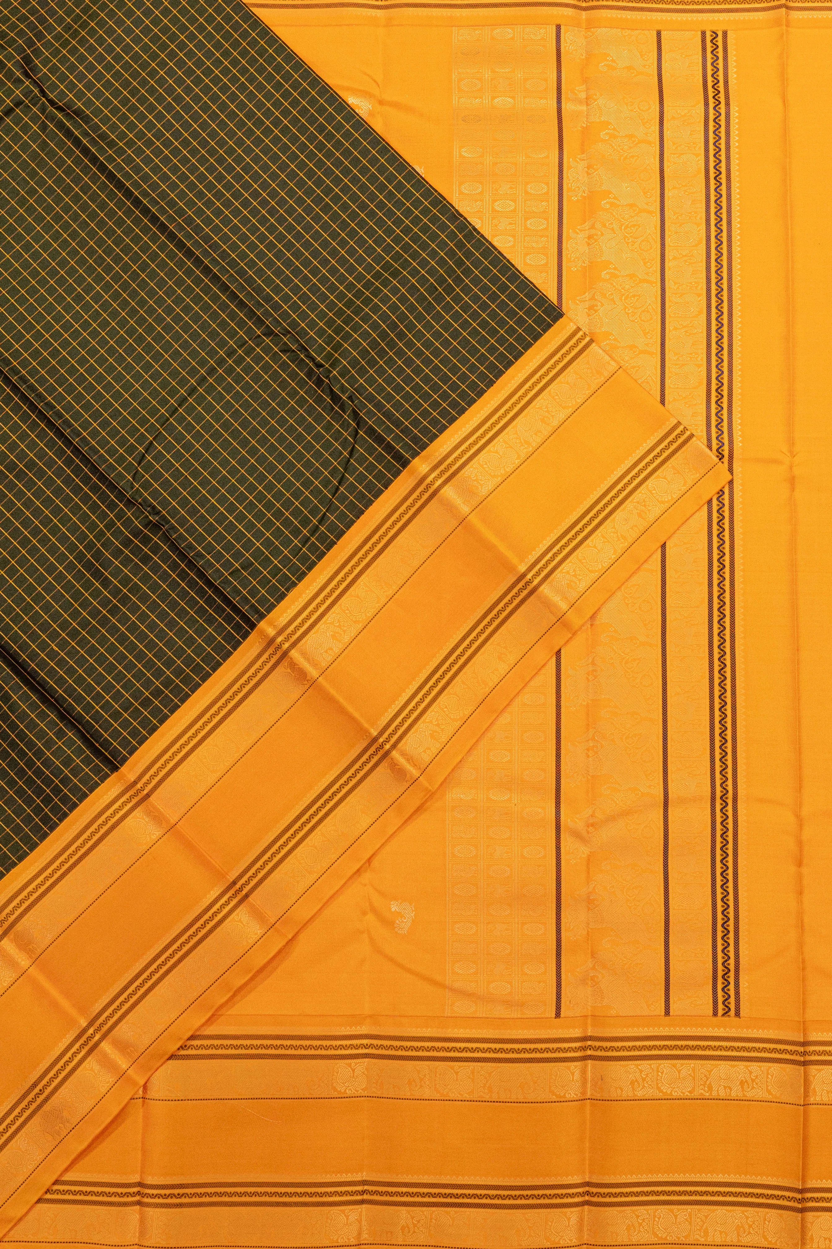 Classic Kanchipuram Silk Checks Bottle Green Saree