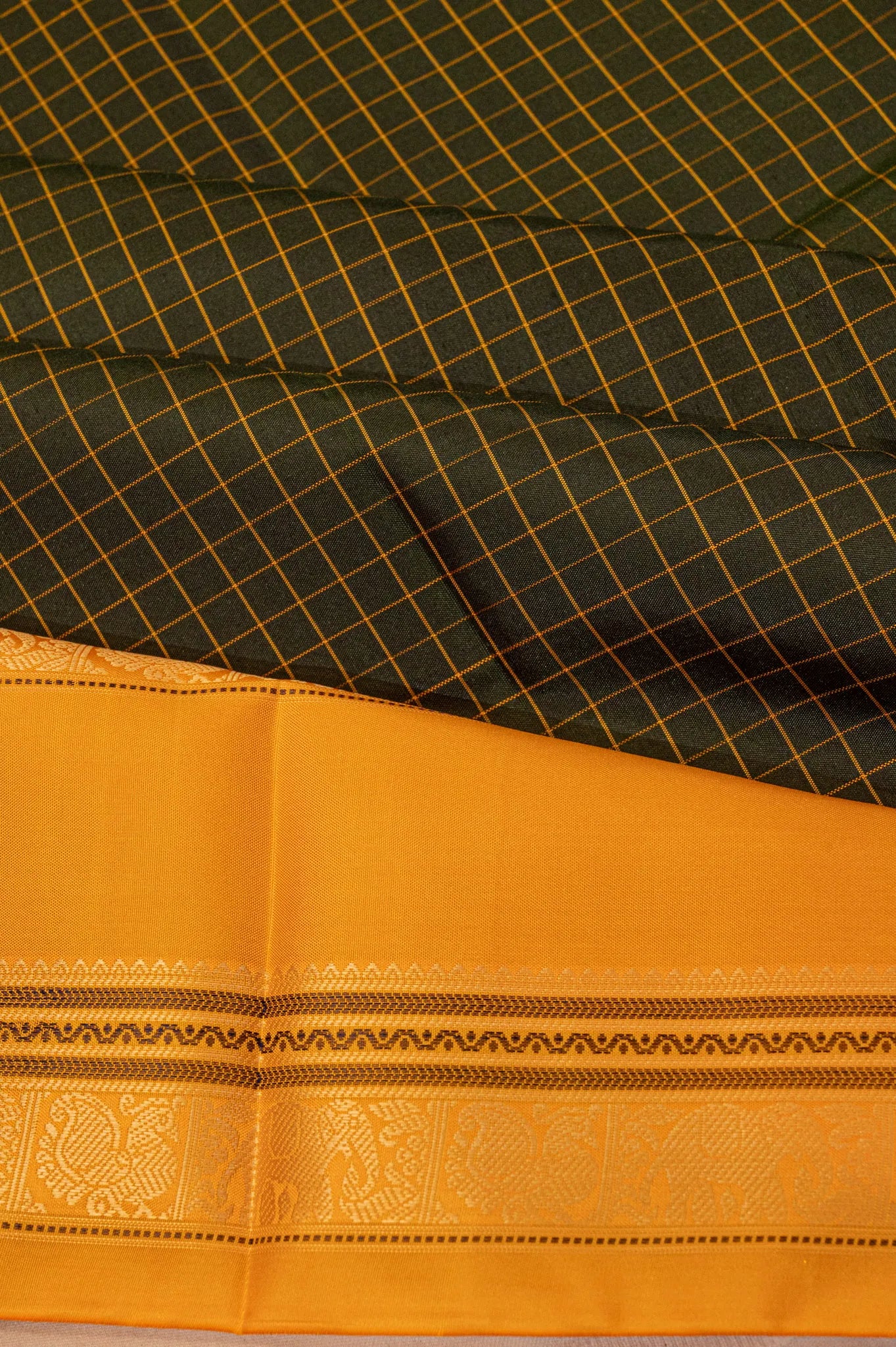 Classic Kanchipuram Silk Checks Bottle Green Saree