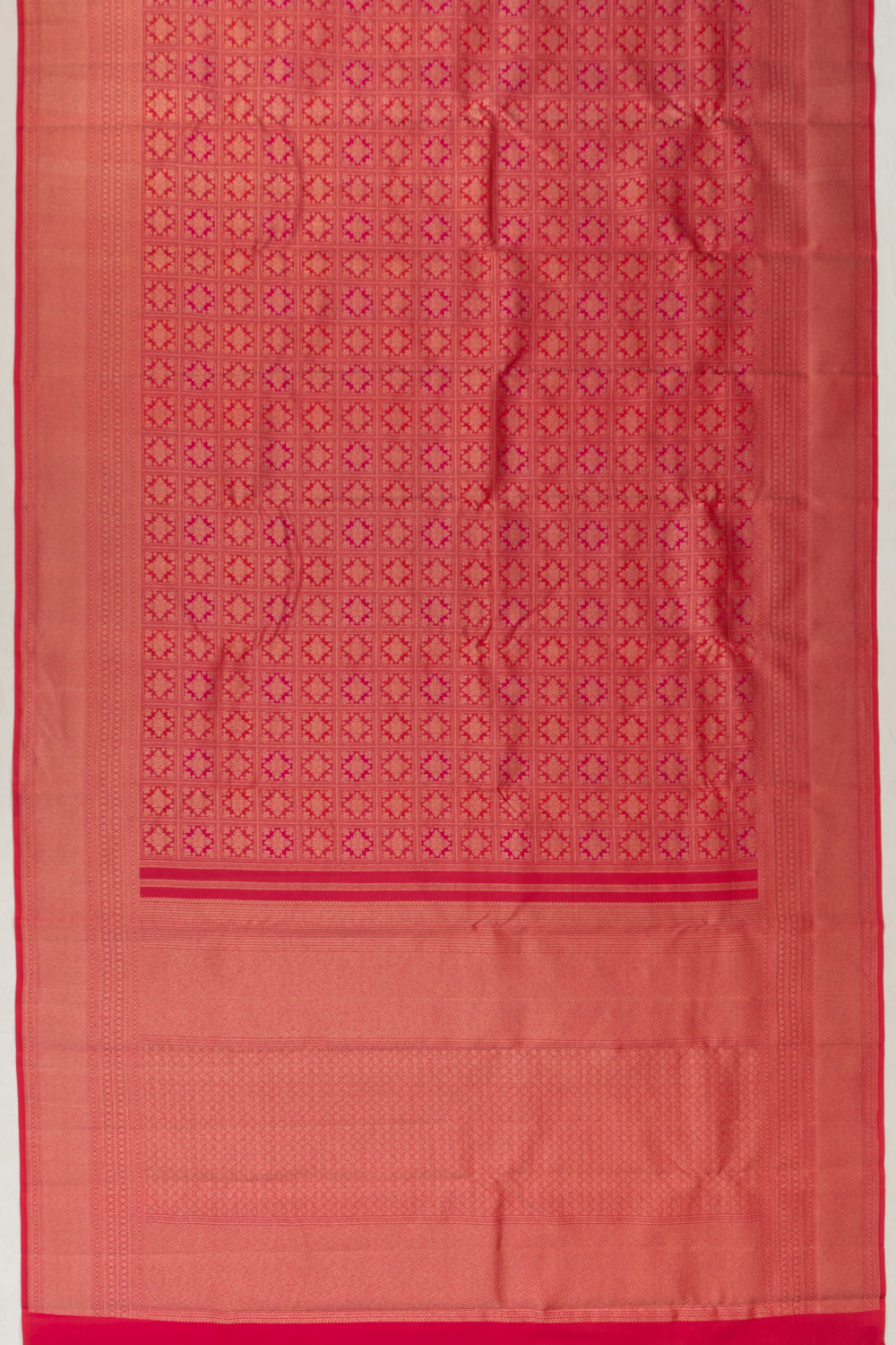 Taranga Kanchi Silk Brocade Redish Pink Saree