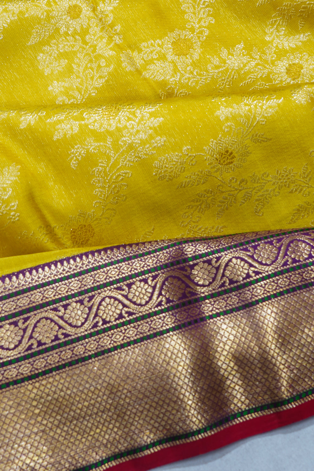 Kanchipuram Silk Jaal Mehendi Green Saree