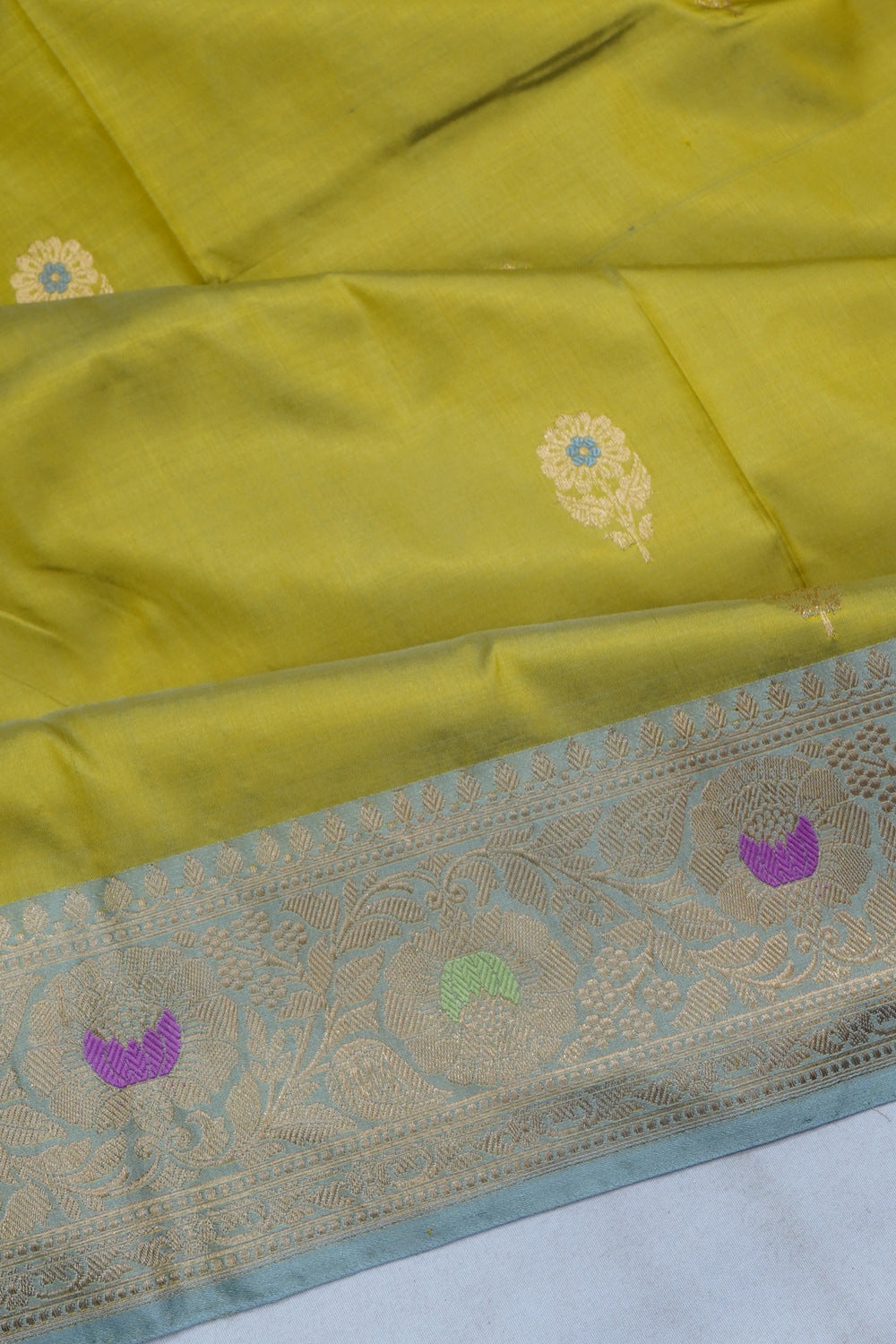 Banarasi Katan Silk Butta Green Saree