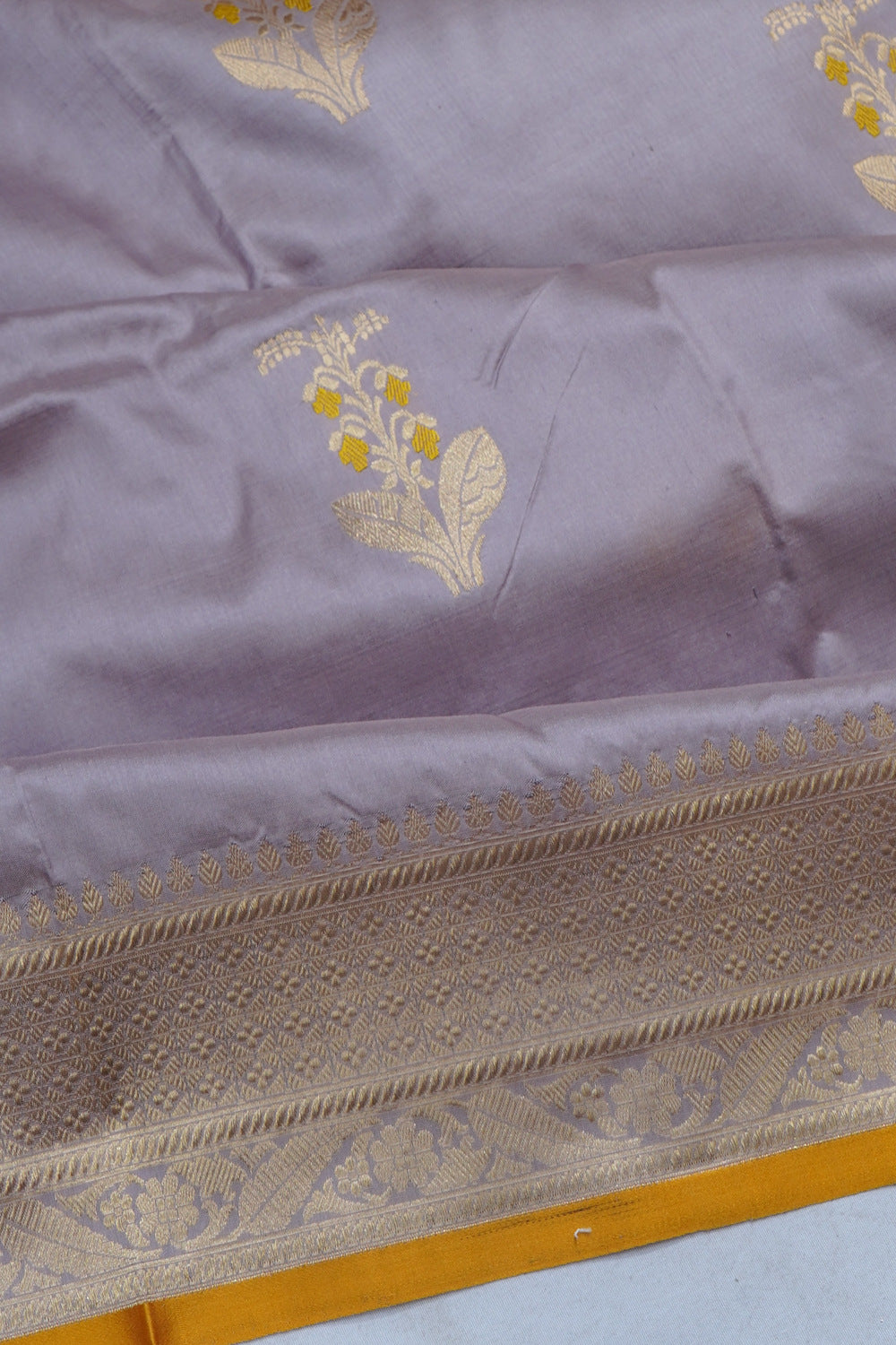 Banarasi Katan Silk Butta Lilac Saree