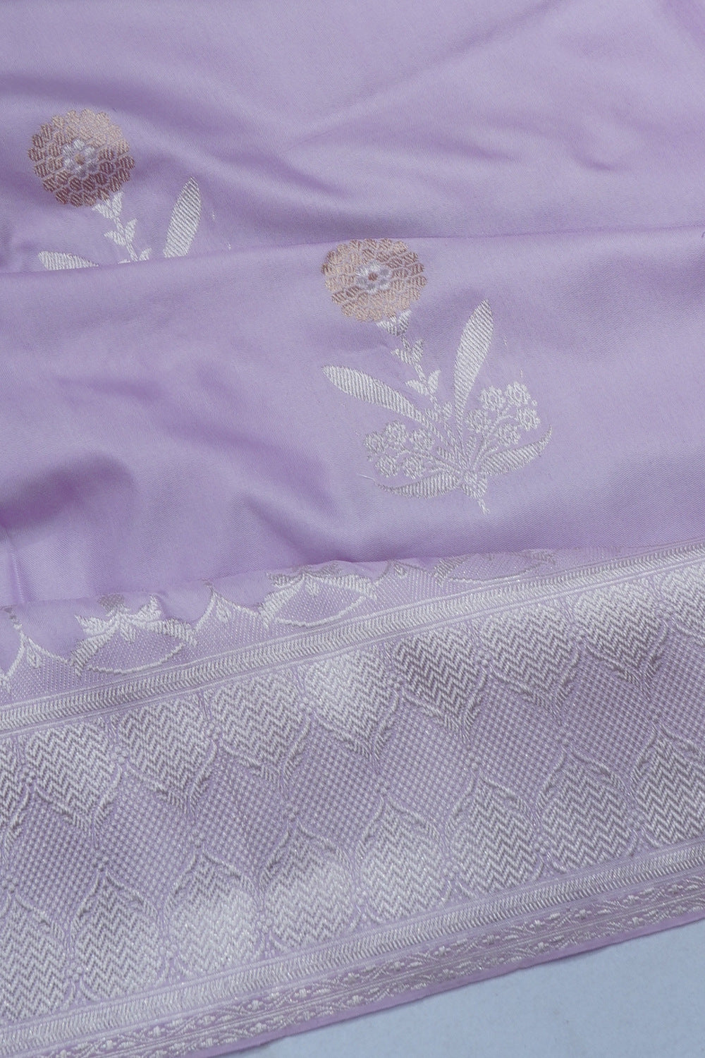 Banarasi Silk Kadwa Butta Lavender Saree