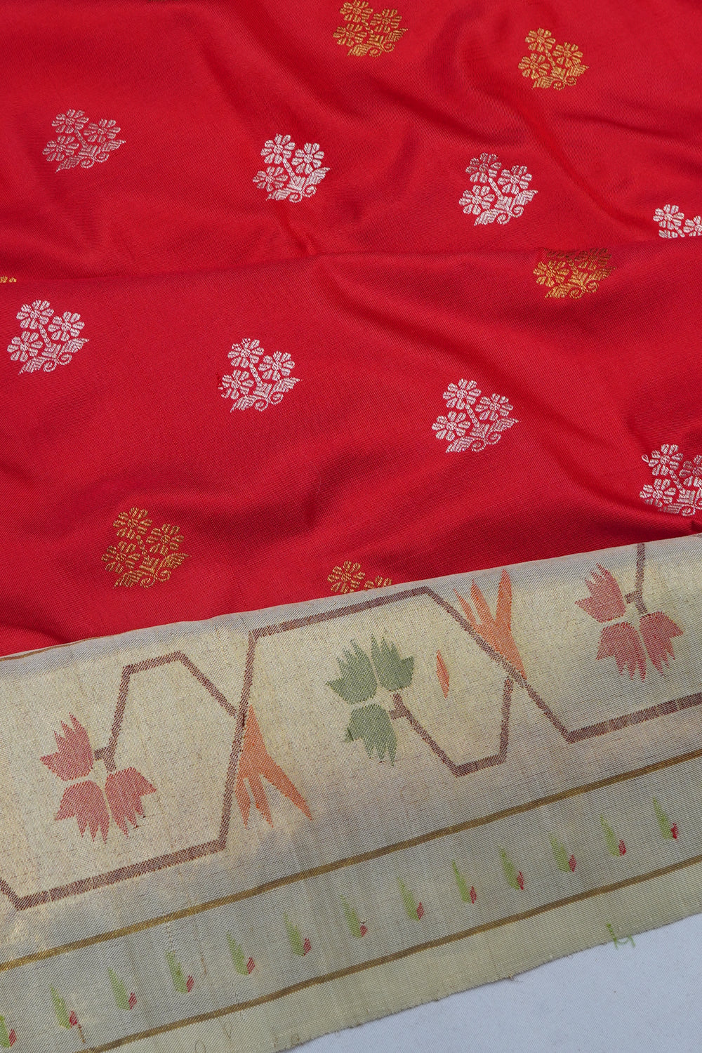 Kanchipuram Silk Butta Red Saree With Paithani Border