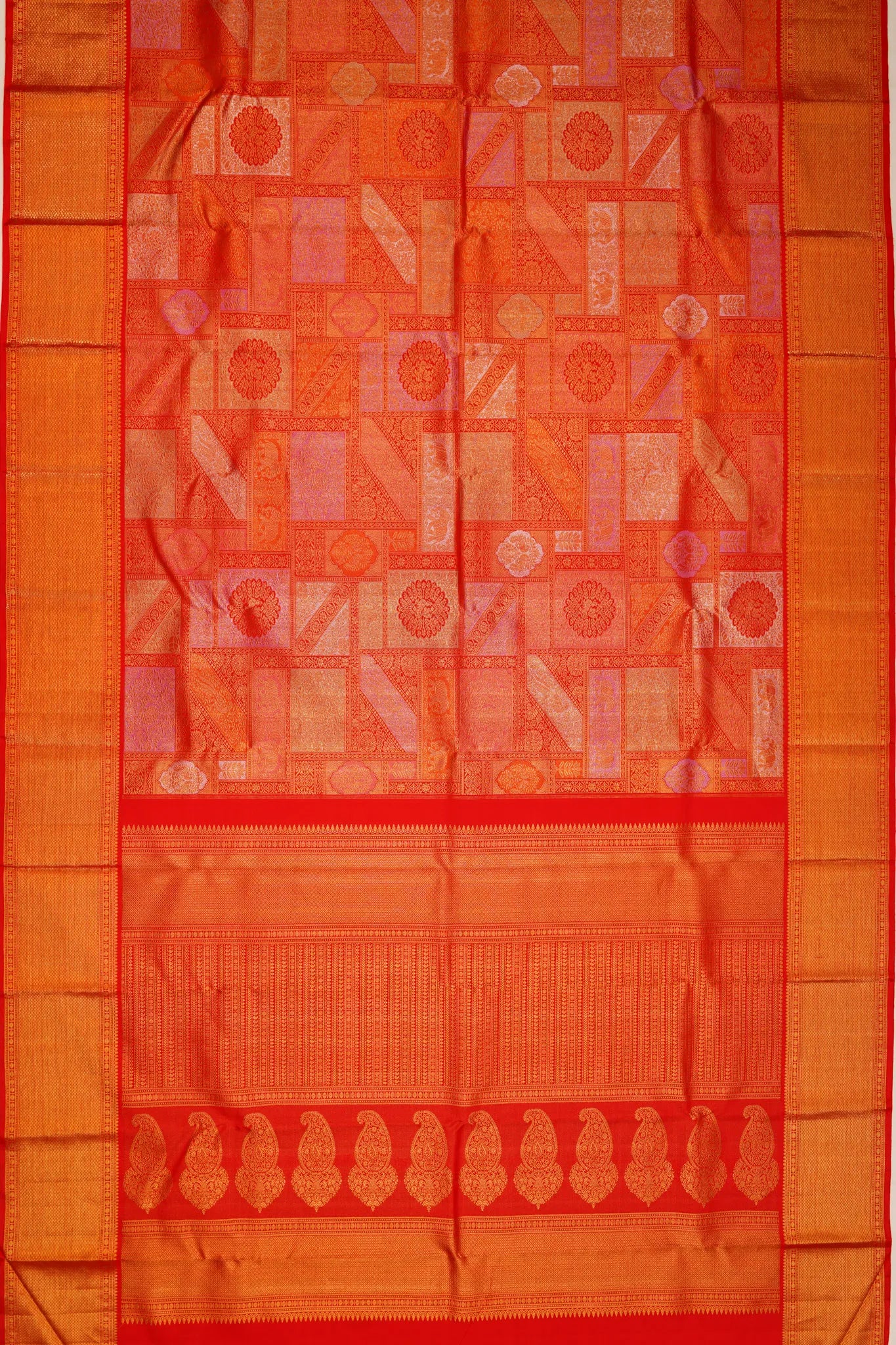 kanchipuram-silk-brocade-red-saree-1215348068