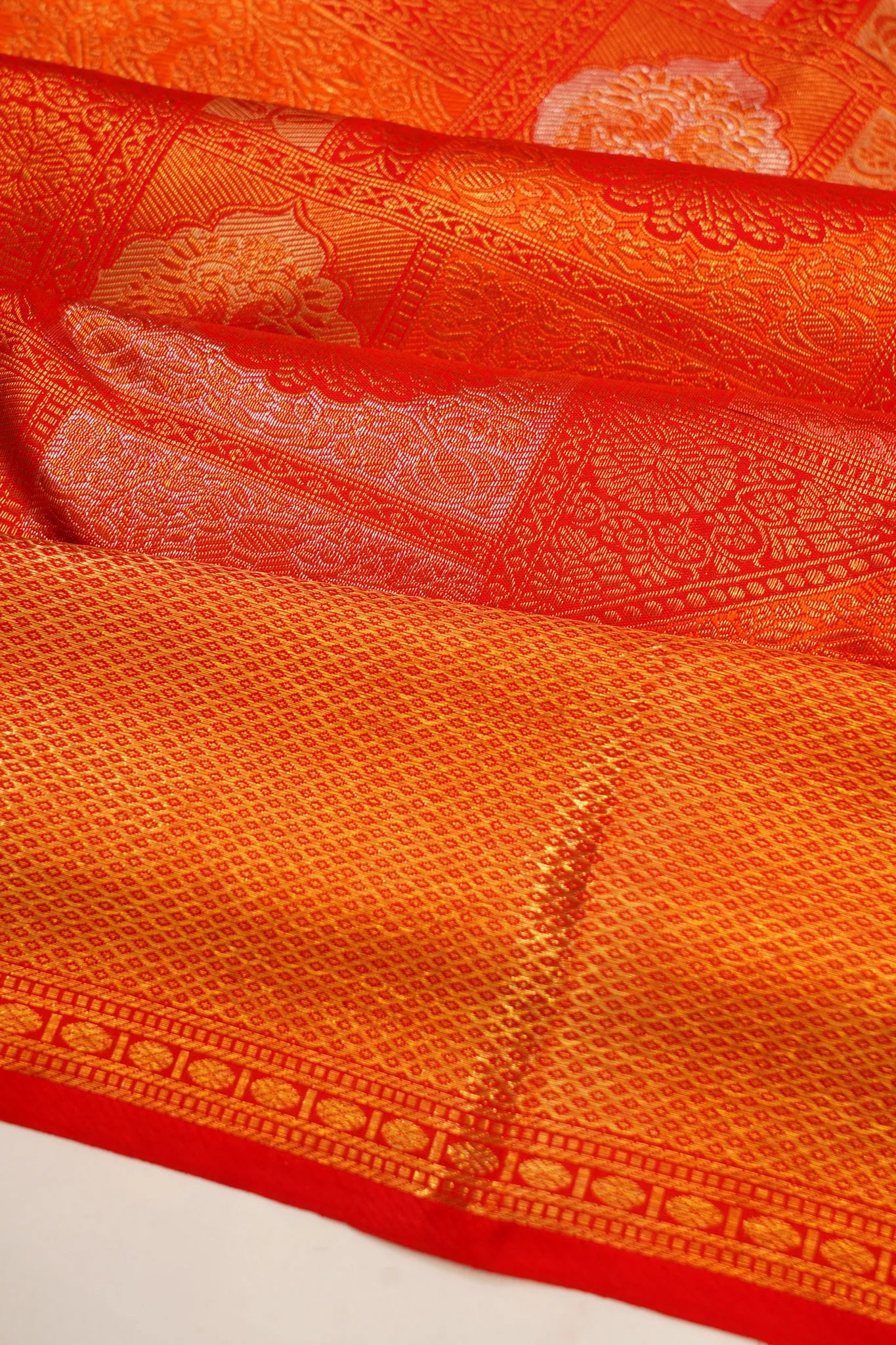 kanchipuram-silk-brocade-red-saree-1215348068