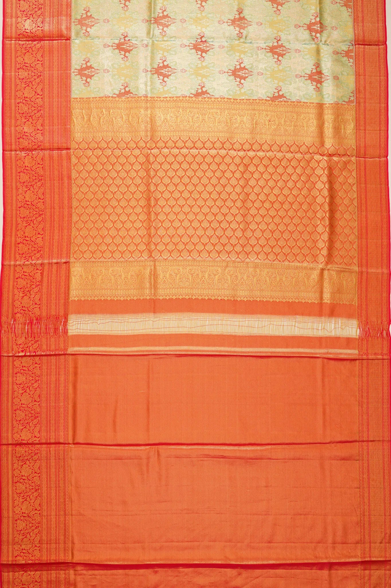 taranga-kanchi-silk-tissue-brocade-green-saree-1215374394