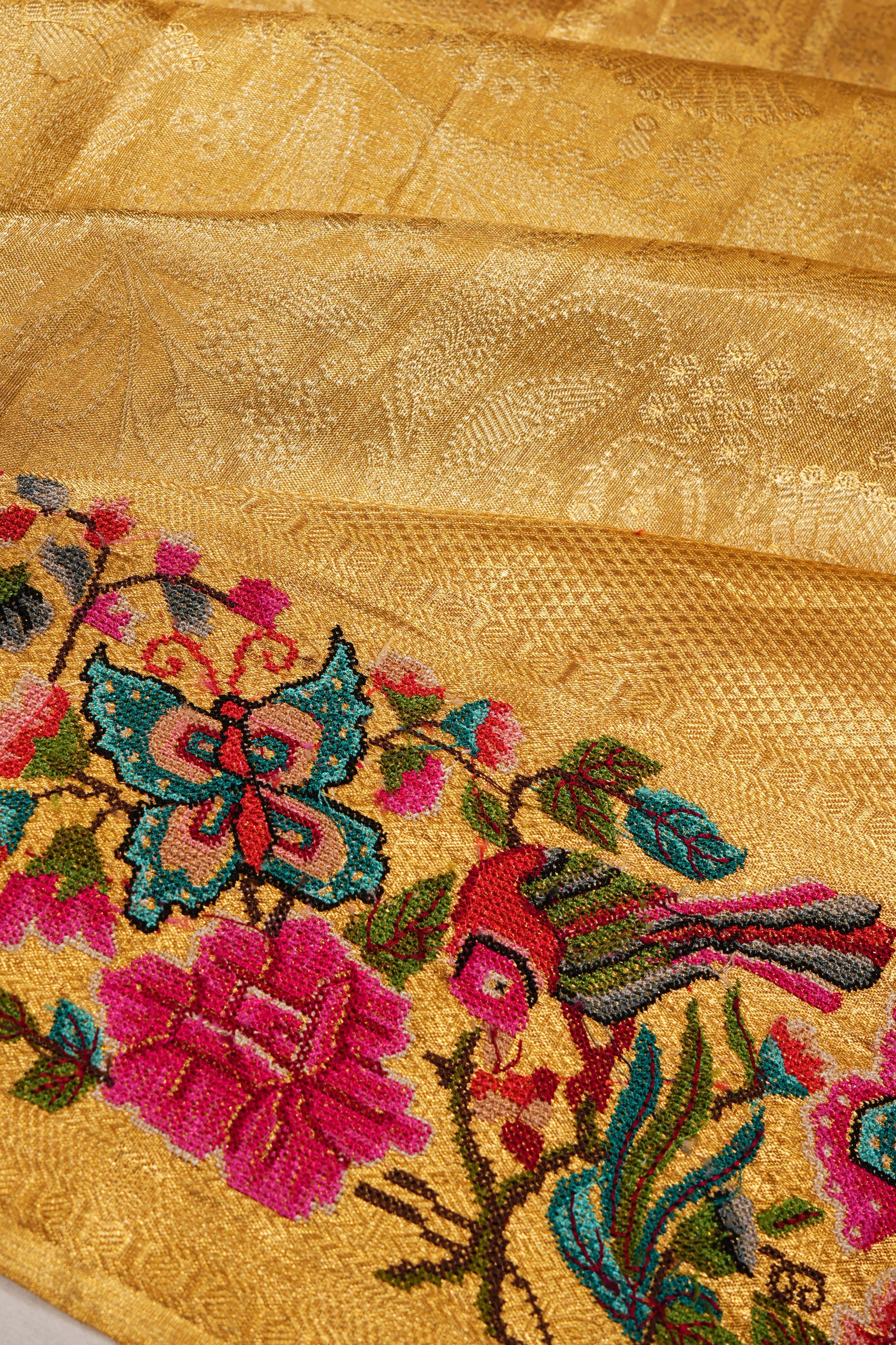 Kanchipuram Silk Tissue Brocade Gold Saree With Embroidery Border