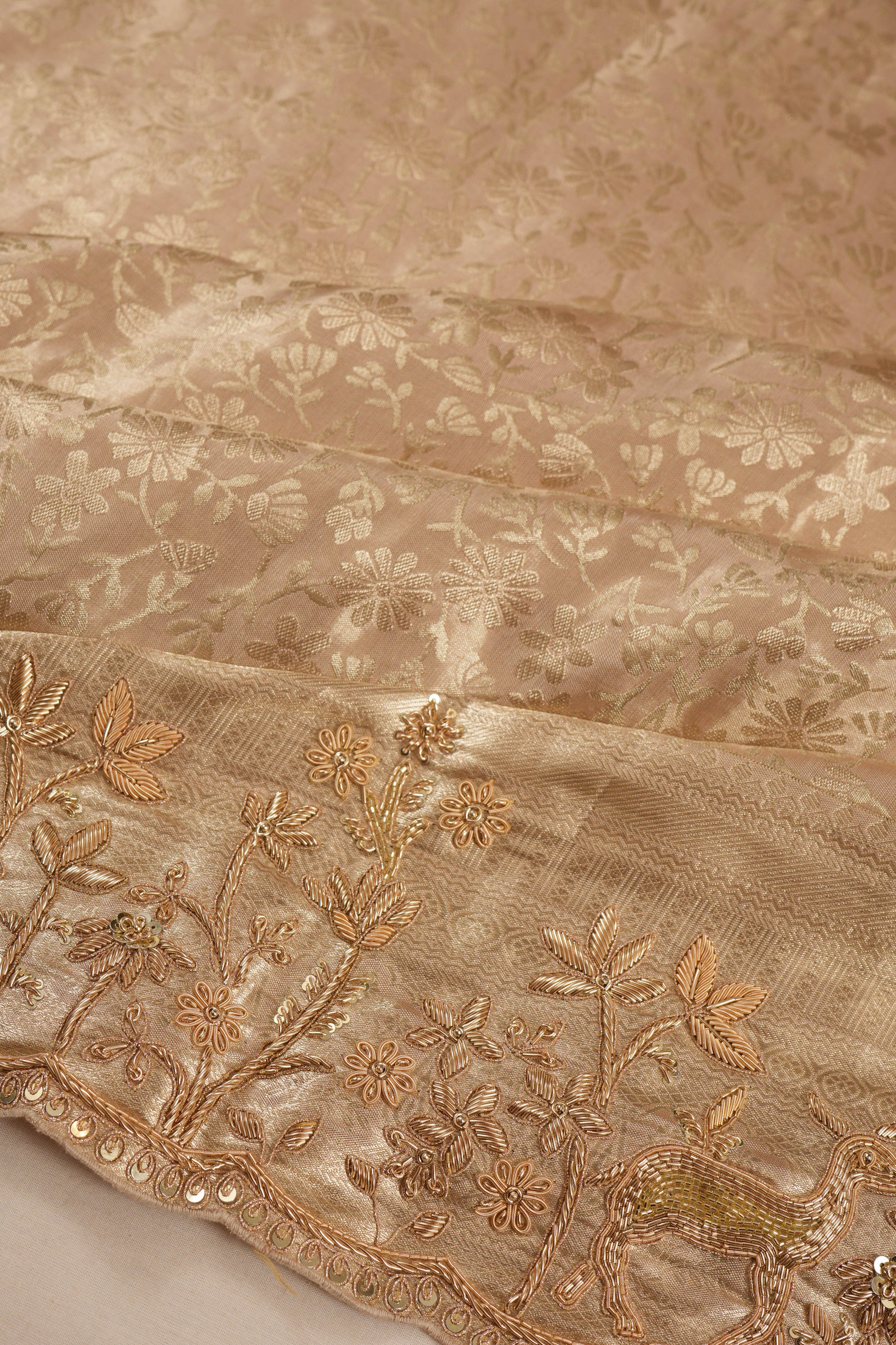 Kanchipuram Silk Tissue Brocade Cream Saree With Embroidery Scallop Border