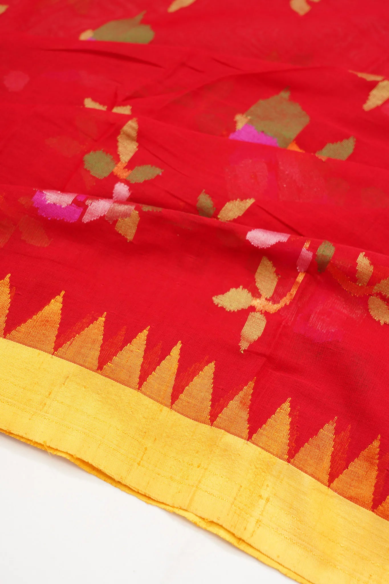Ponduru Handspun Cotton Jamdani Jaal Red Saree